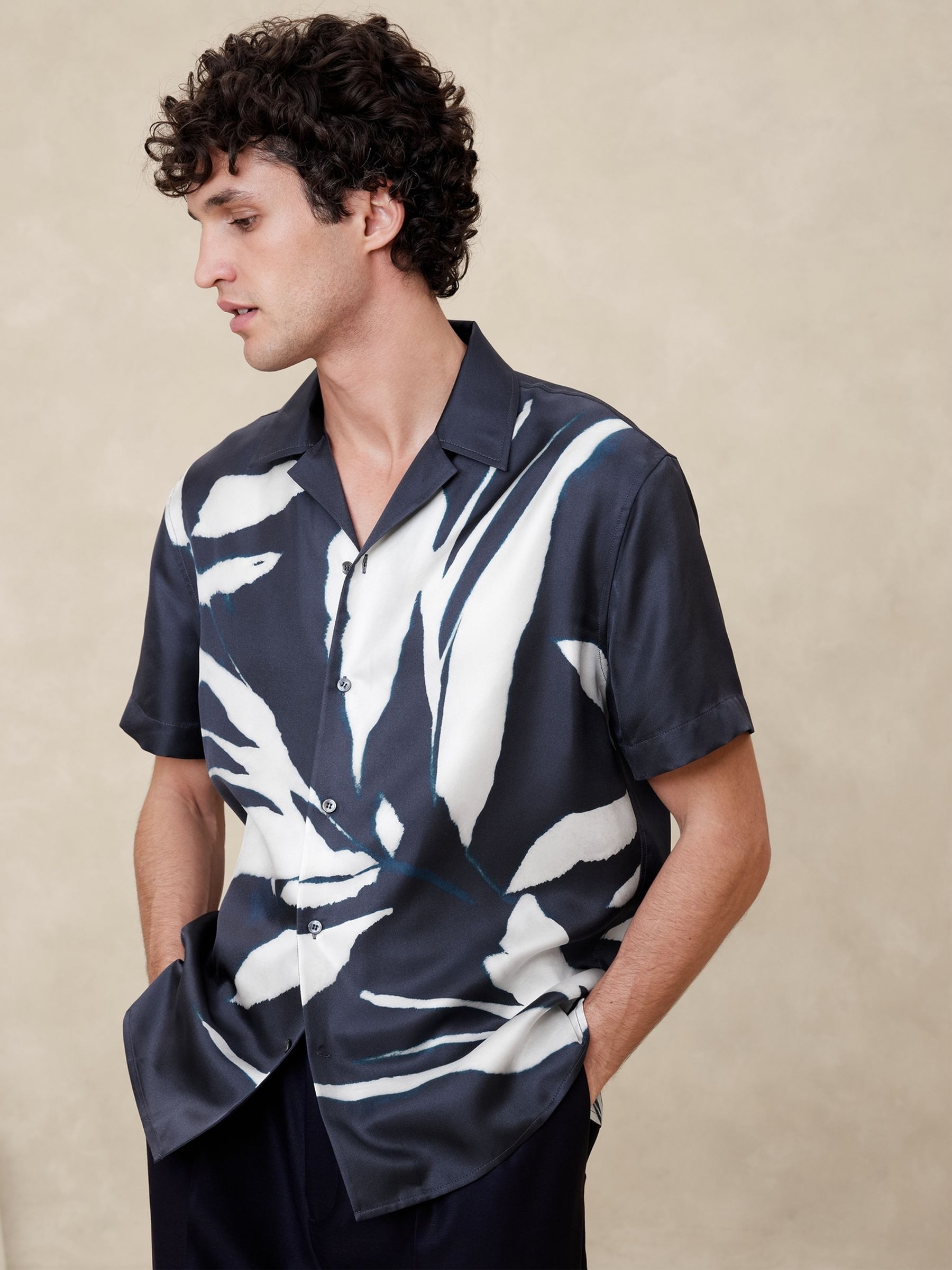Banana Republic Navy Blue Print Lyam Resort Shirt - Image 1 of 1