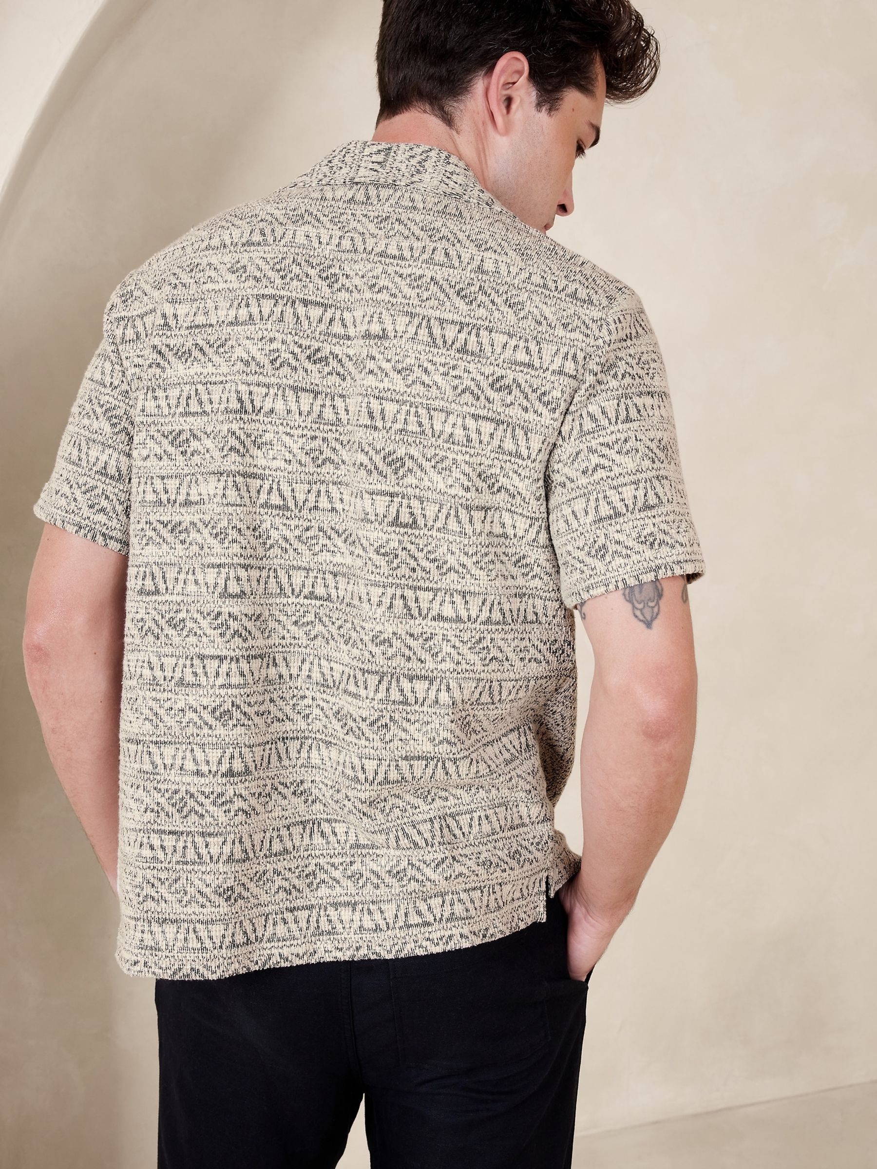 Banana Republic Grey Salinas Jacquard Resort Shirt - Image 2 of 4