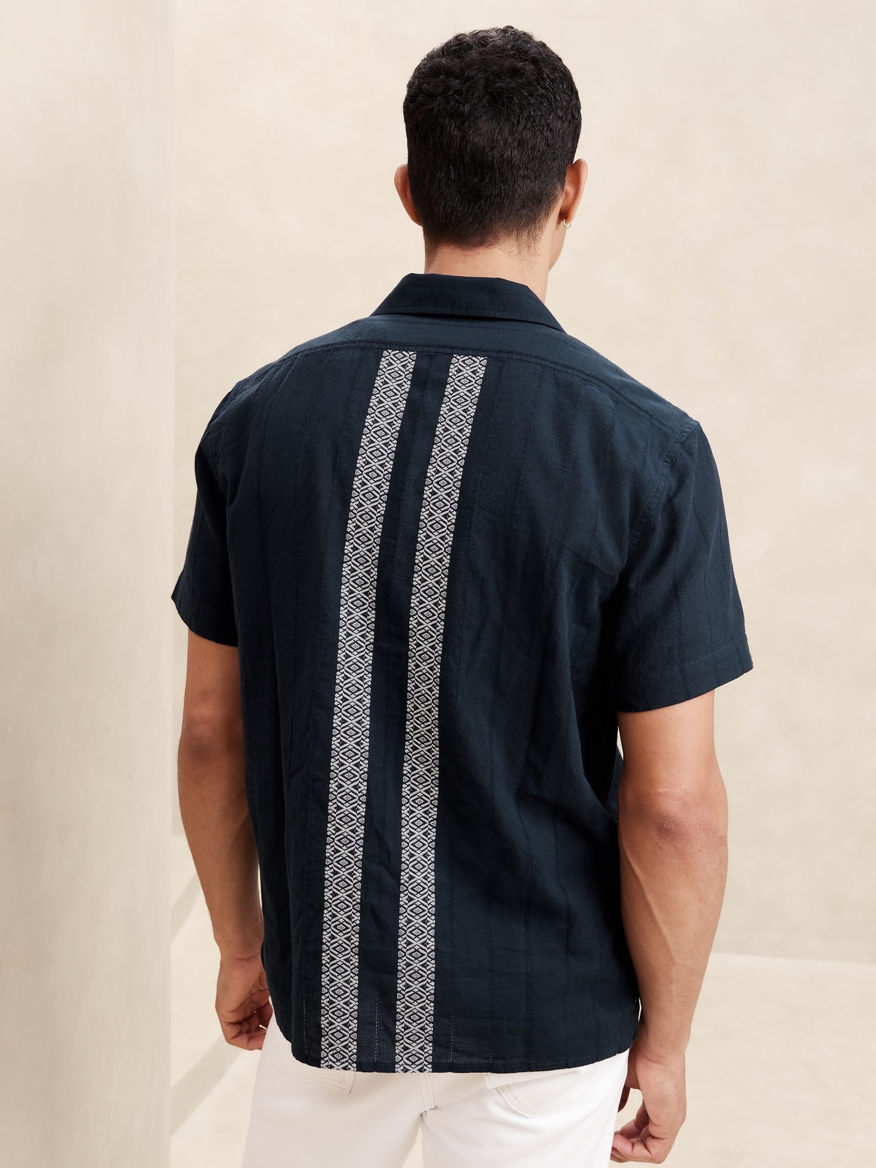 Banana Republic Navy/Blue Summerland Jacquard Resort Shirt - Image 2 of 4