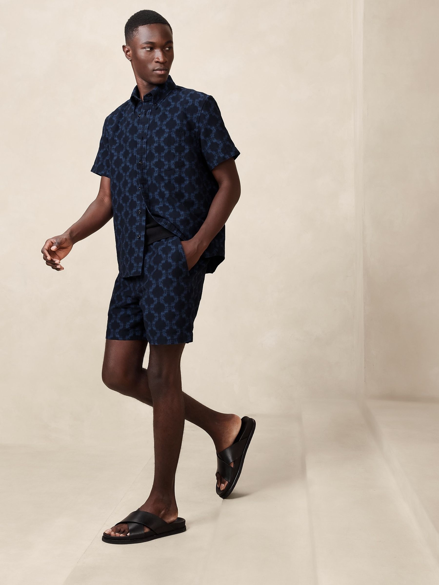 Banana Republic Navy/Blue Avila Linen Jacquard Resort Shirt - Image 1 of 1