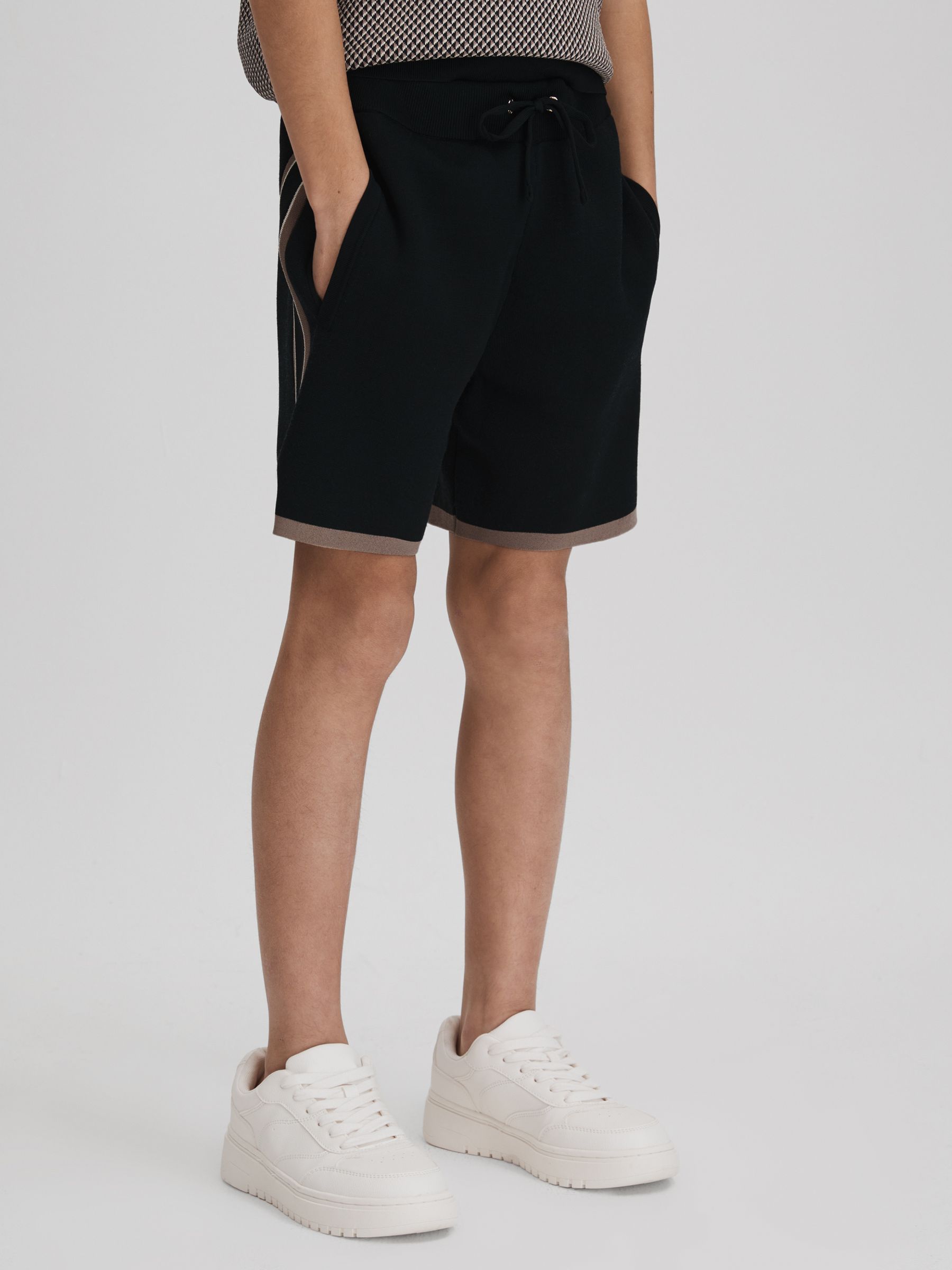 9-13 yrs Knitted Drawstring Shorts in Hunting Green - Image 3 of 6