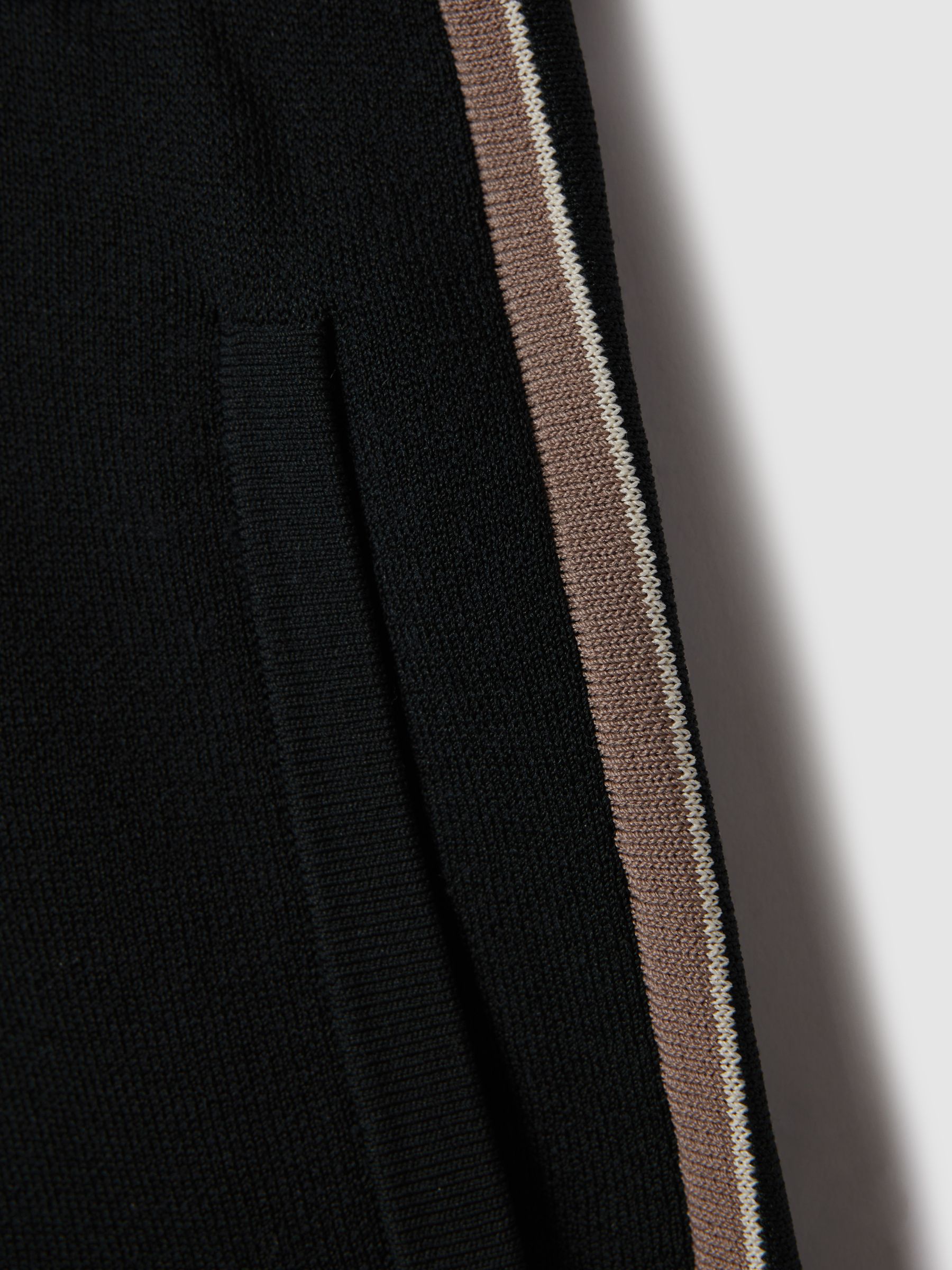 9-13 yrs Knitted Drawstring Shorts in Hunting Green - Image 6 of 6