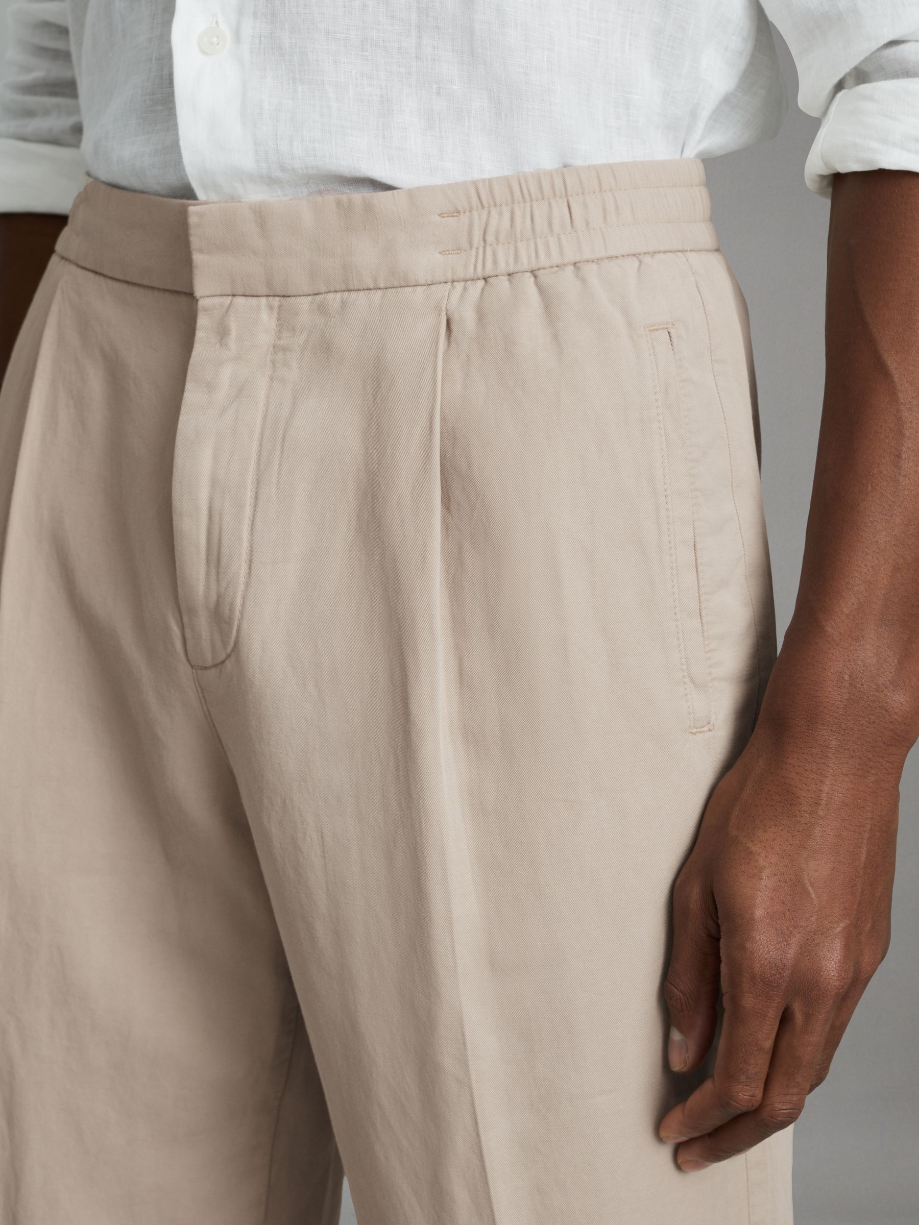Relaxed Cotton/Linen Blend Elasticated Waist Trousers in Stone - Image 4 of 7
