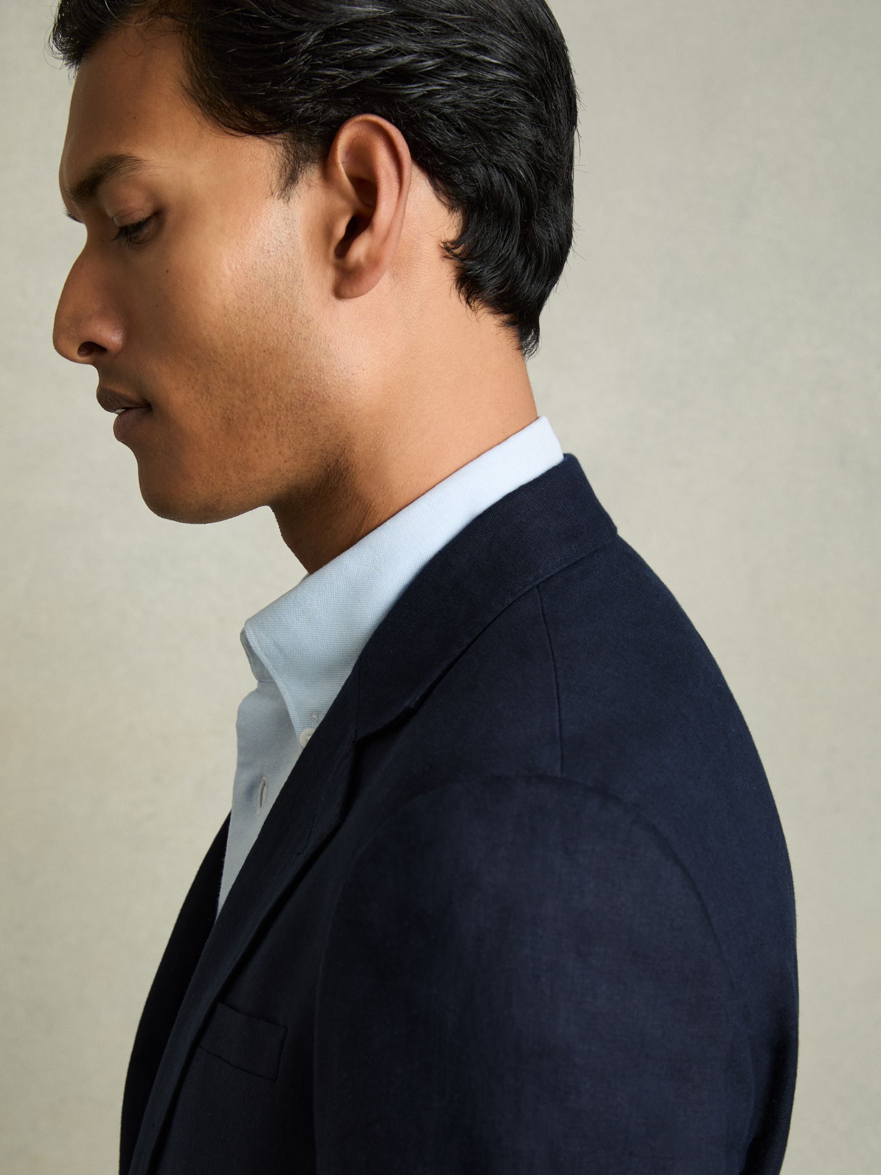 Slim Fit Single Breasted Linen Blazer in Navy - Image 6 of 8