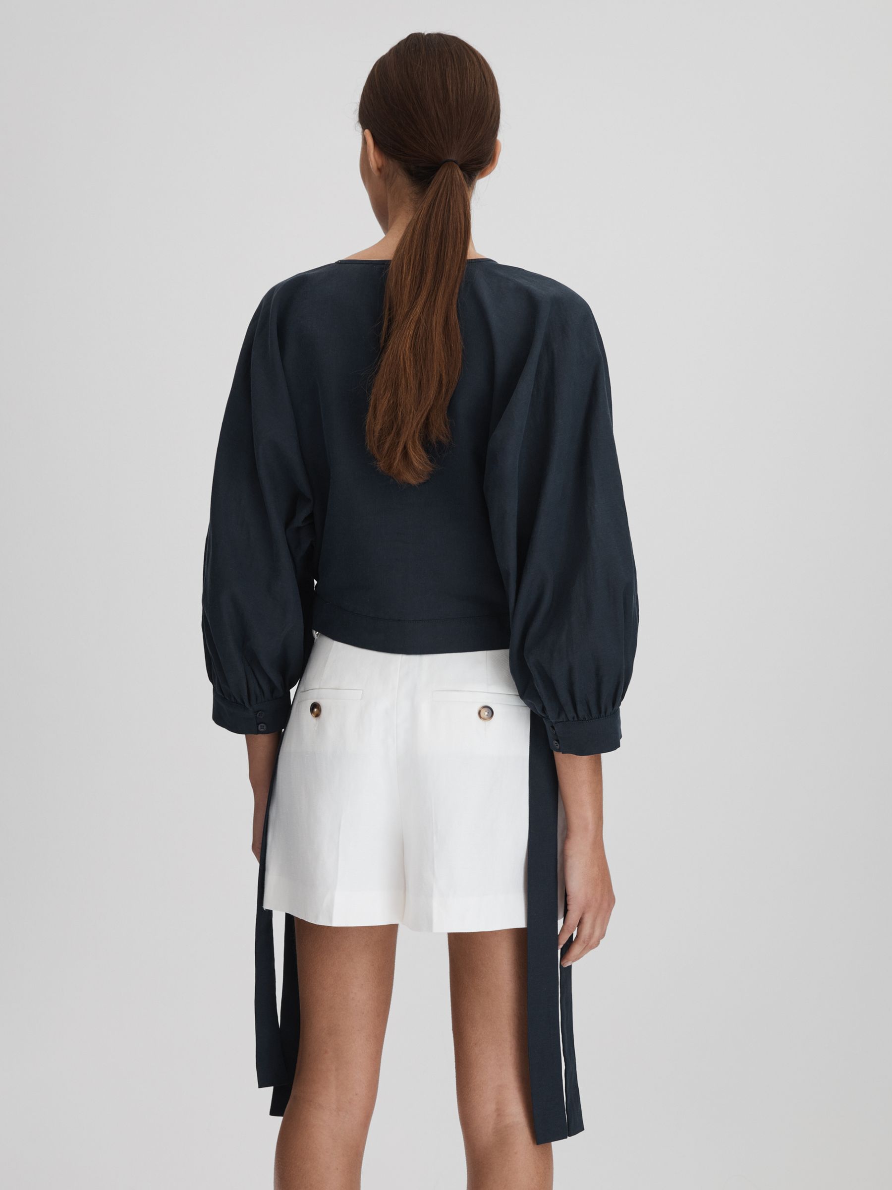 Cropped Blouson Sleeve Top With Linen in Navy - Image 5 of 7