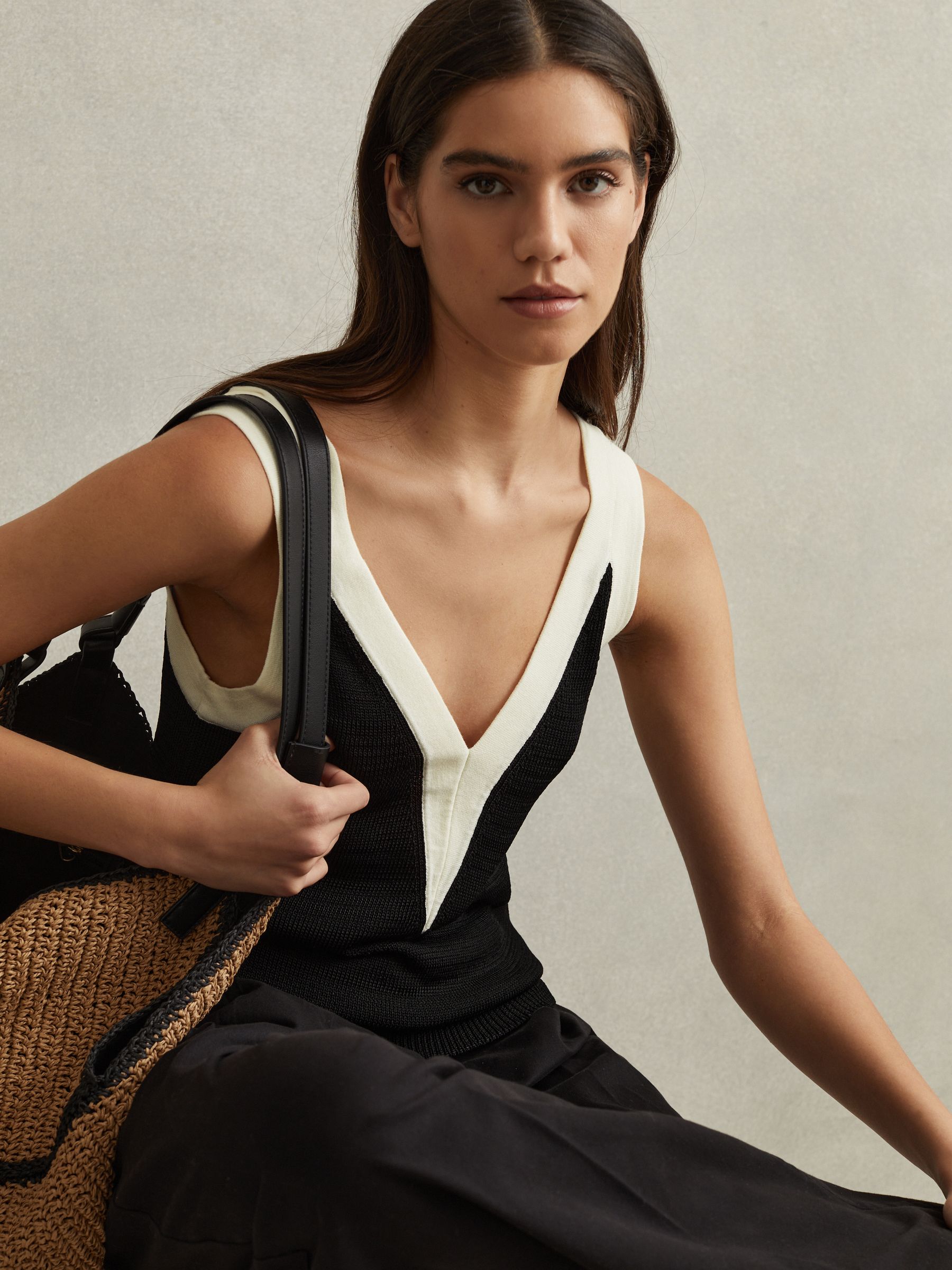 Colourblock V-Neck Vest in Black/White - Image 1 of 5