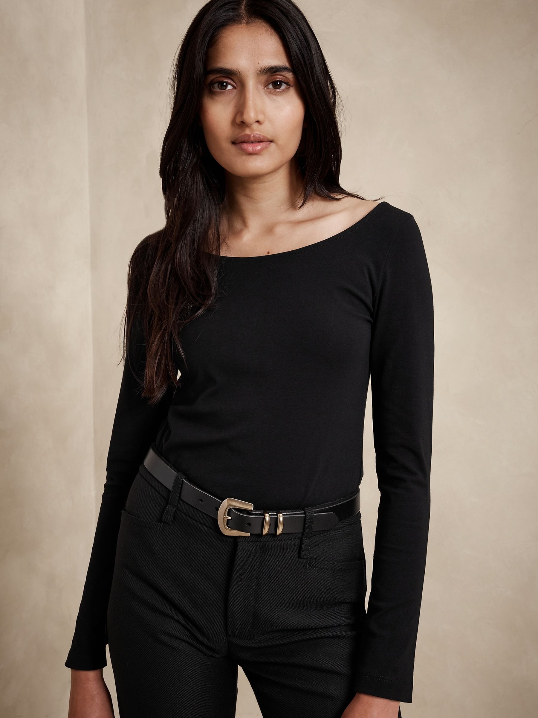 Banana Republic Black Refined Scoop Neck T-Shirt - Image 1 of 1