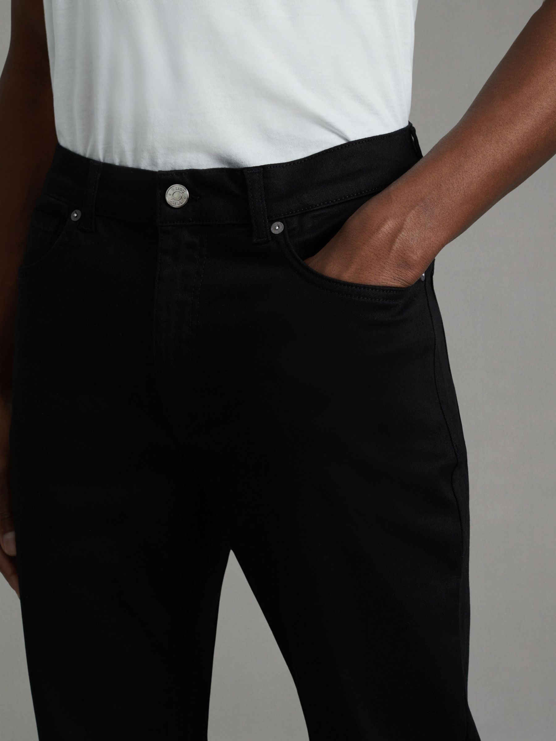 Tapered Slim Fit Jersey Jeans in Black - Image 4 of 6
