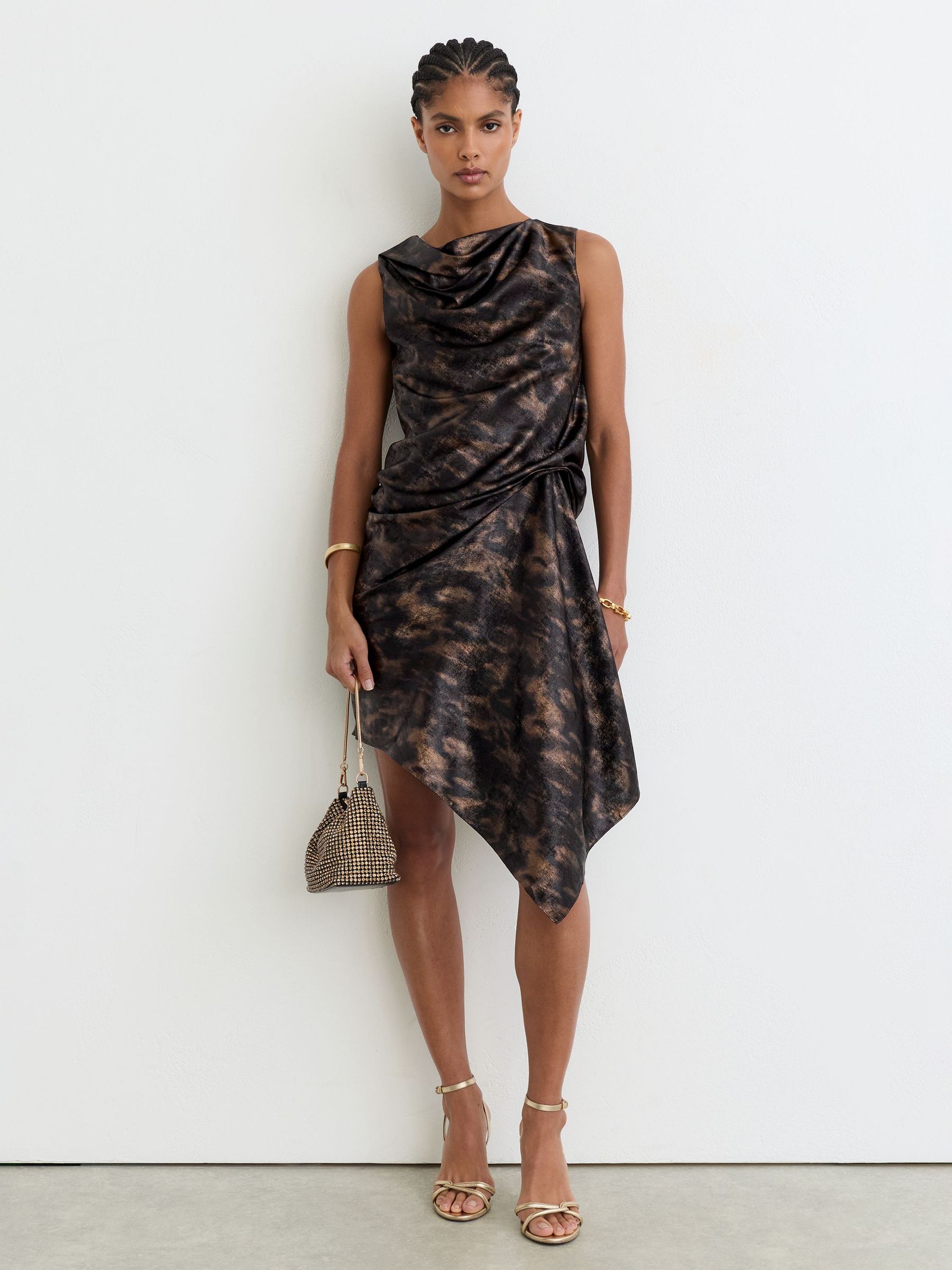 Metallic-Thread Printed Draped Mini Dress in Black/Gold - Bild 6 von 8