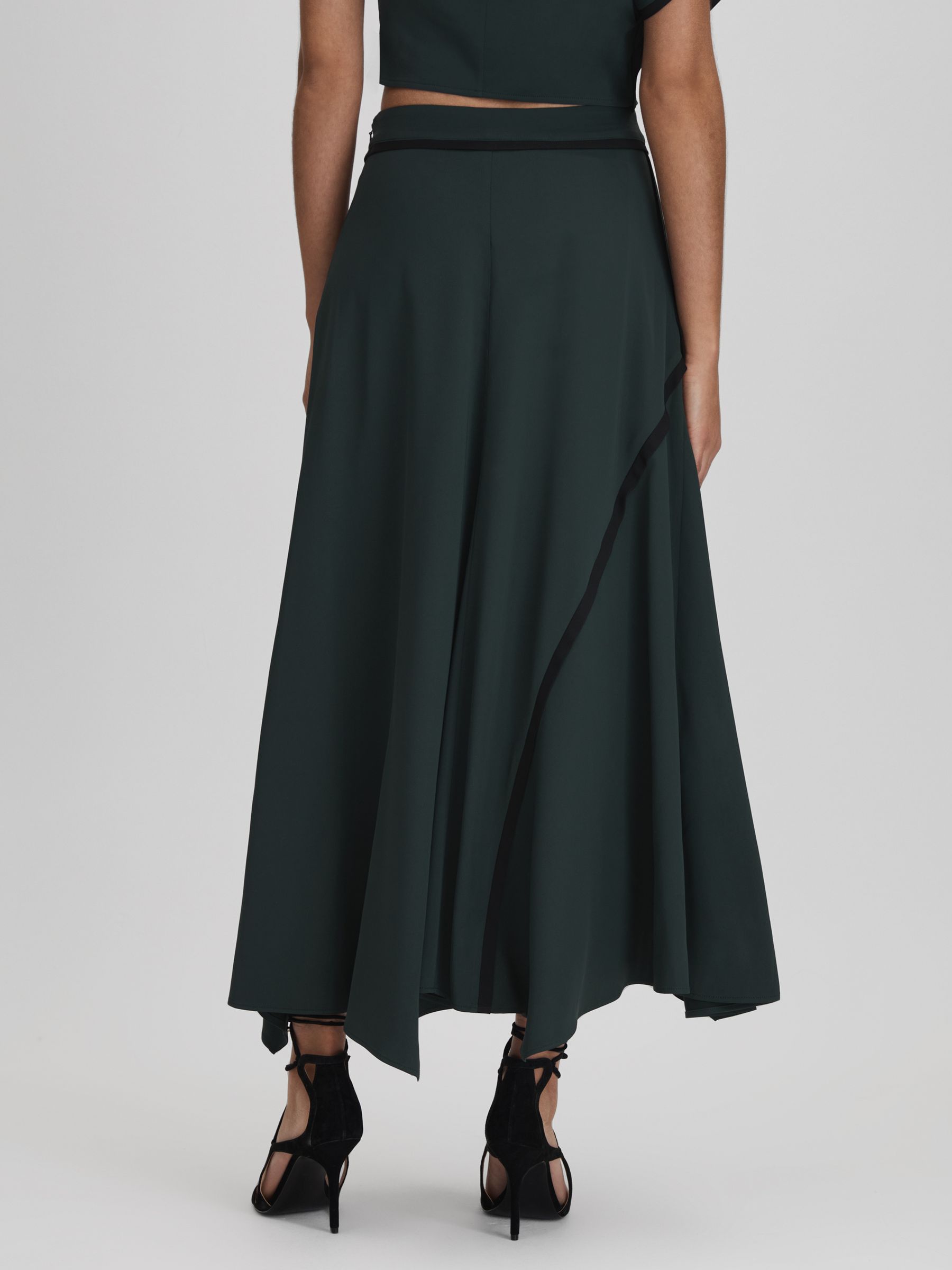 Asymmetric Contrast Trim Midi Skirt in Green - Image 5 of 6