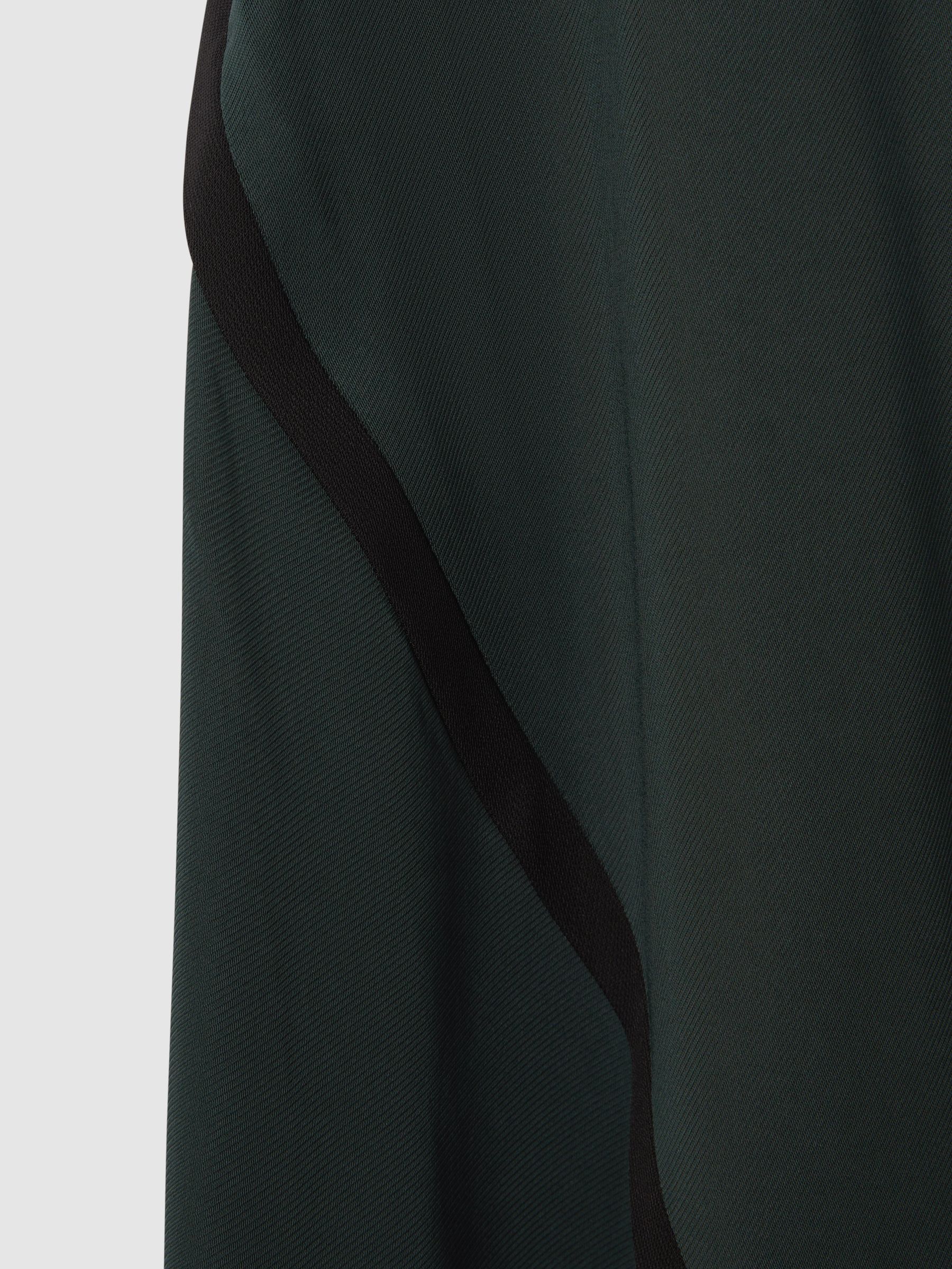 Asymmetric Contrast Trim Midi Skirt in Green - Image 6 of 6