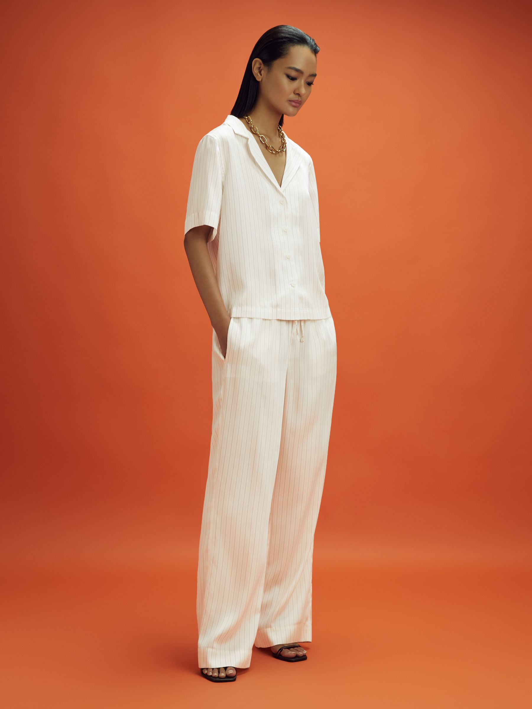 McLaren F1 Monte Carlo Wide Leg Drawstring Trousers in White Multi - Image 3 of 6