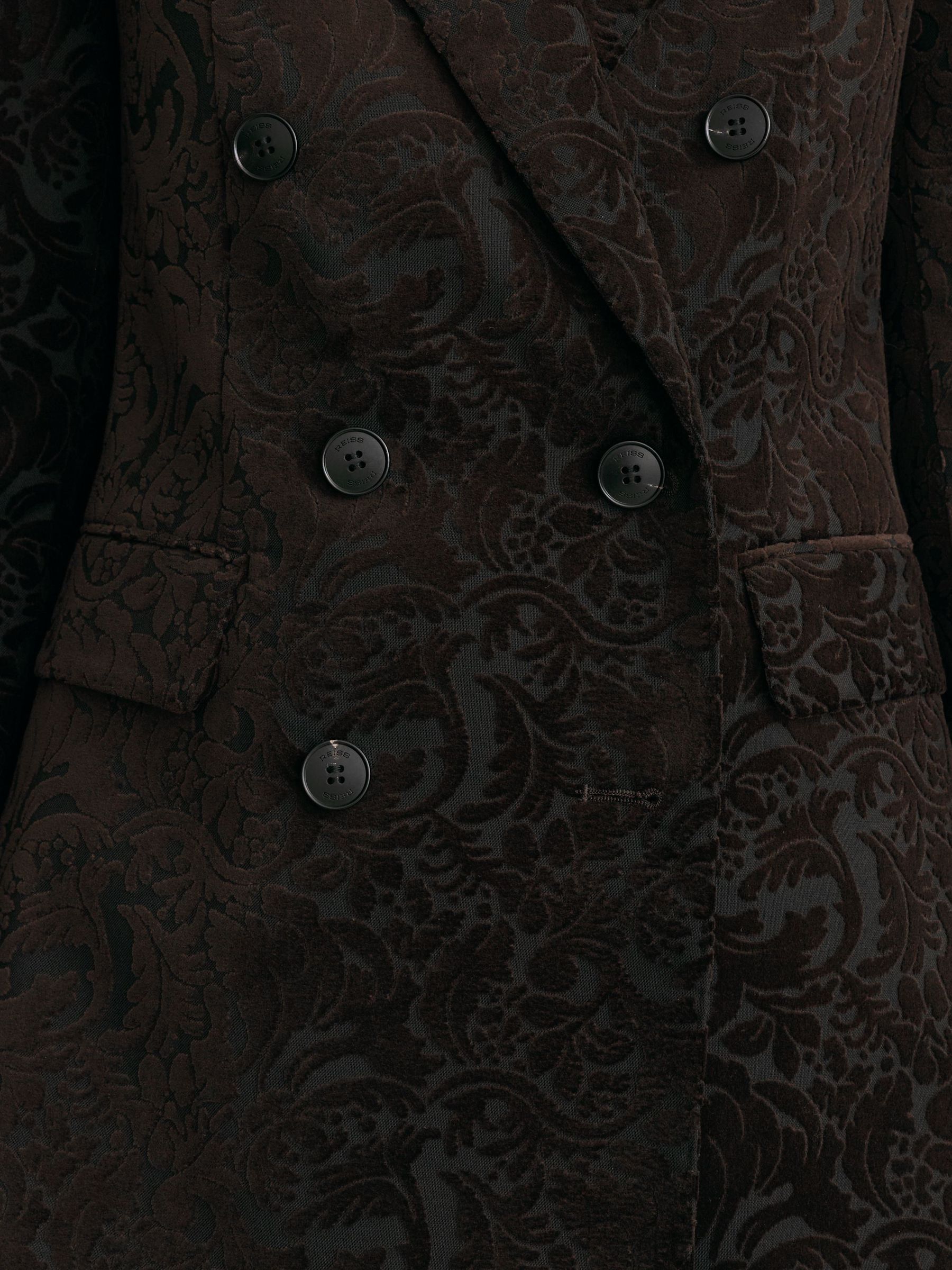 Blazer de costume à double boutonnage en velours floqué petites tailles en marron chocolat - Image 9 de 11