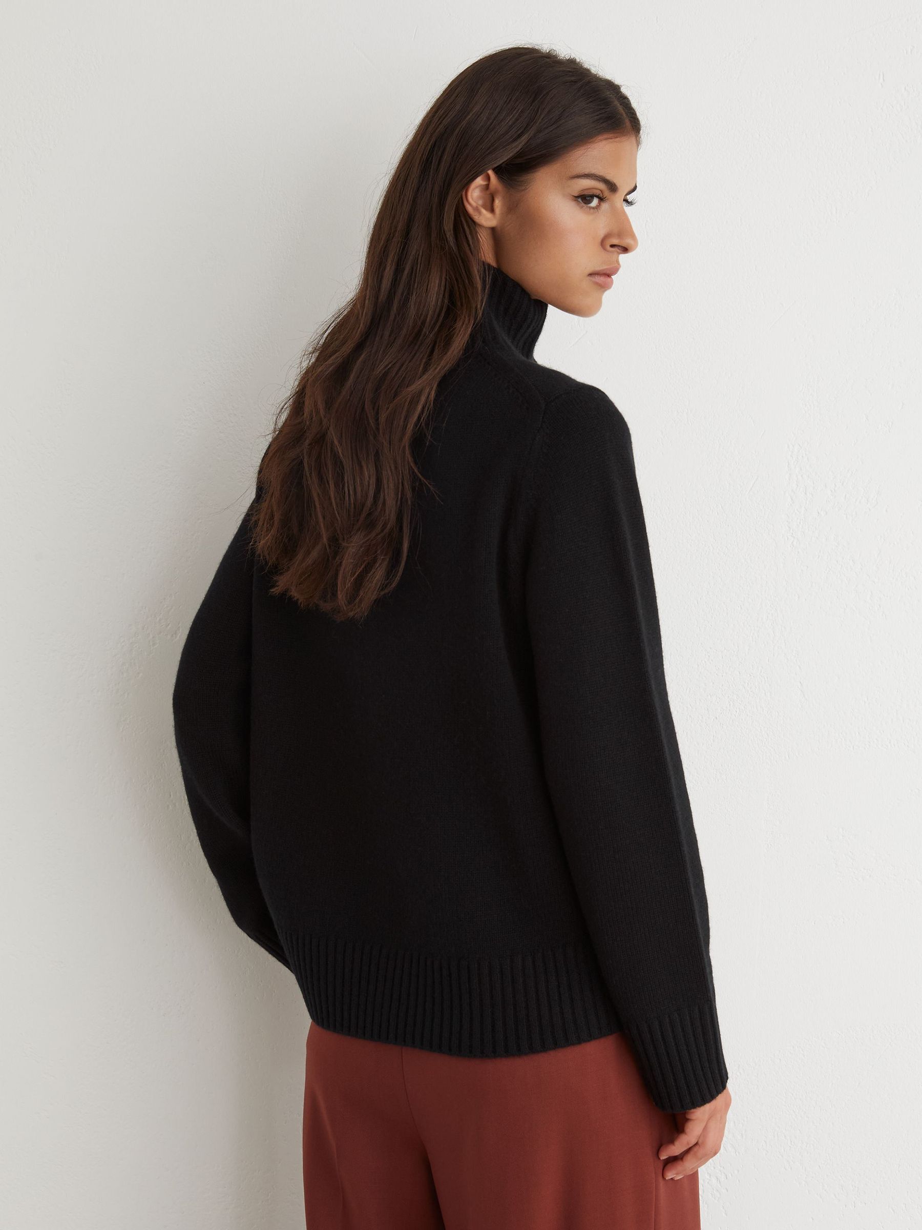 Cardigan in Black - Image 6 of 7