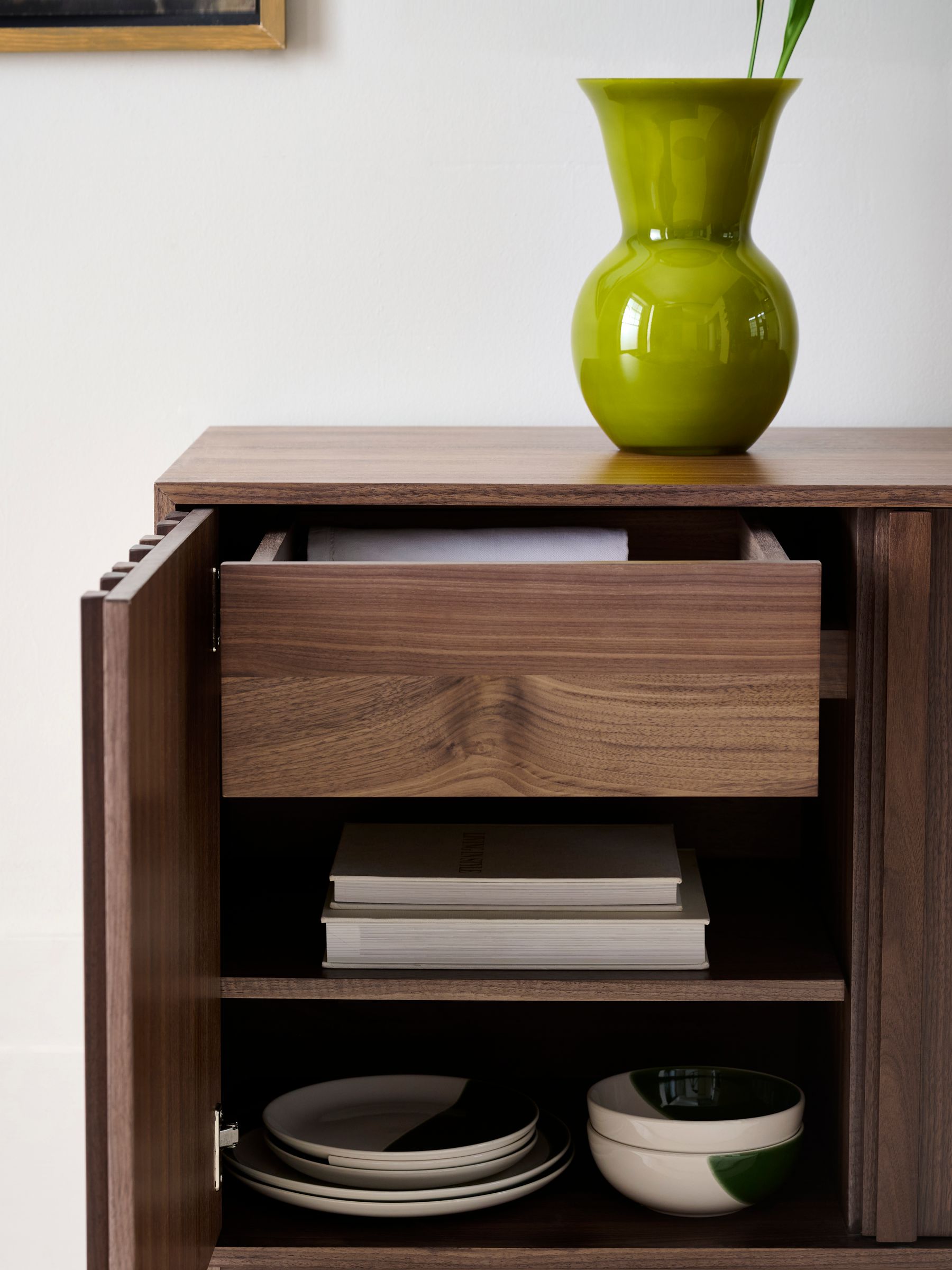 Jasper Conran London Walnut Belgrave Small Sideboard - Image 4 of 12