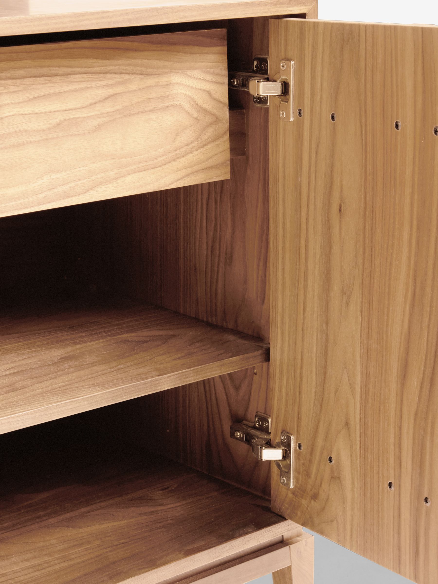 Jasper Conran London Oak Belgrave Large Sideboard - Image 10 of 12