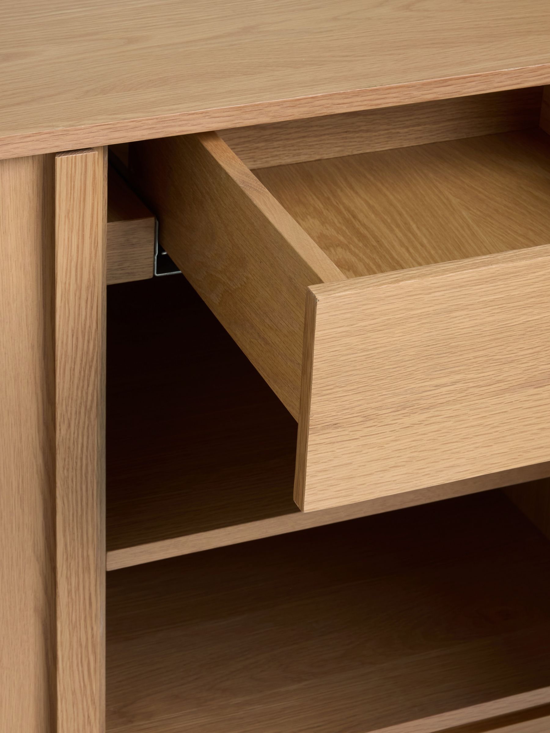 Jasper Conran London Oak Belgrave Small Sideboard - Image 10 of 12