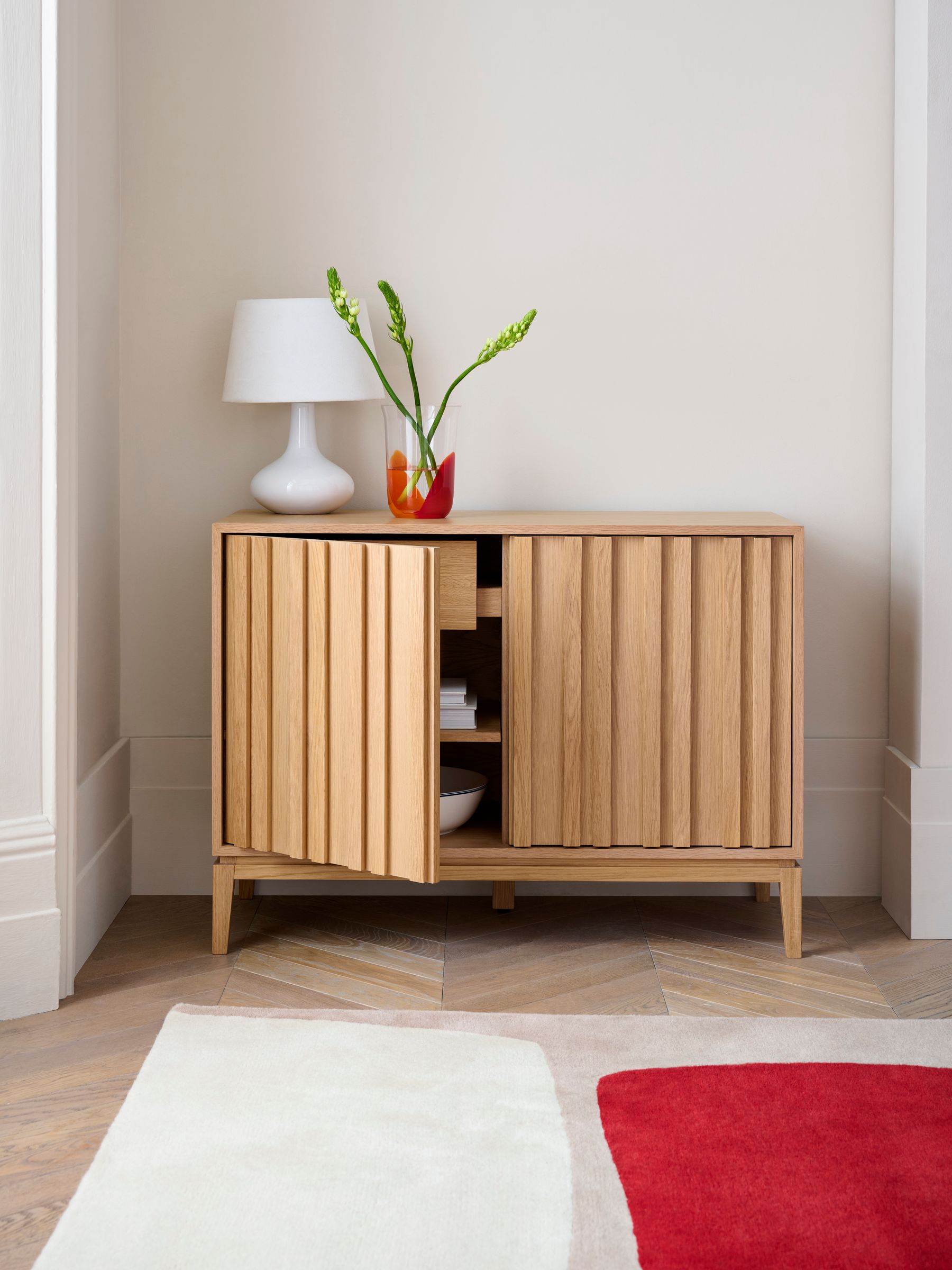 Jasper Conran London Oak Belgrave Small Sideboard - Image 2 of 12