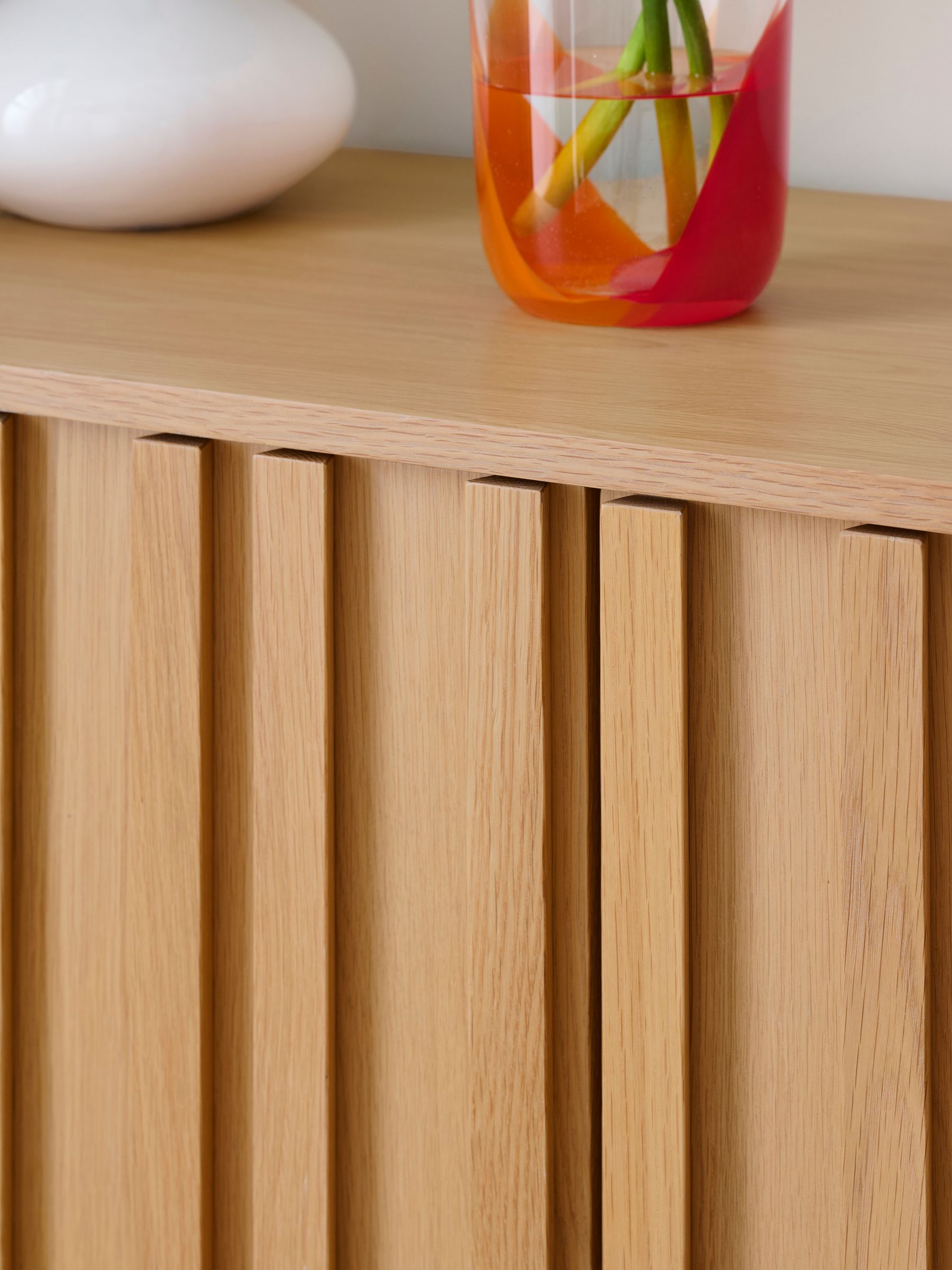 Jasper Conran London Oak Belgrave Small Sideboard - Image 5 of 12