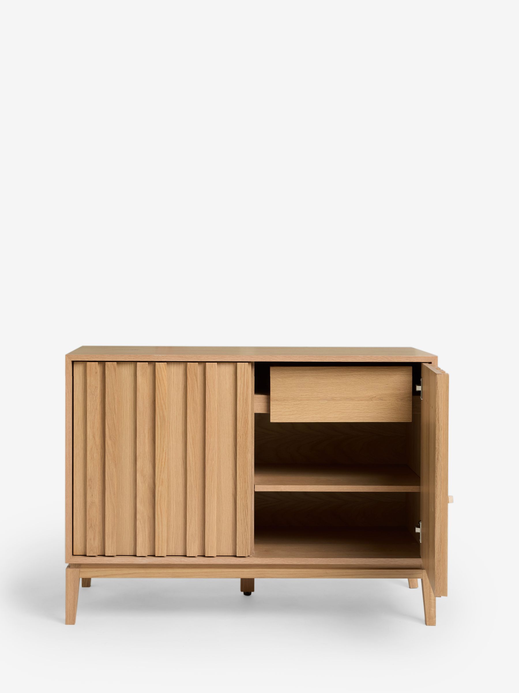 Jasper Conran London Oak Belgrave Small Sideboard - Image 7 of 12