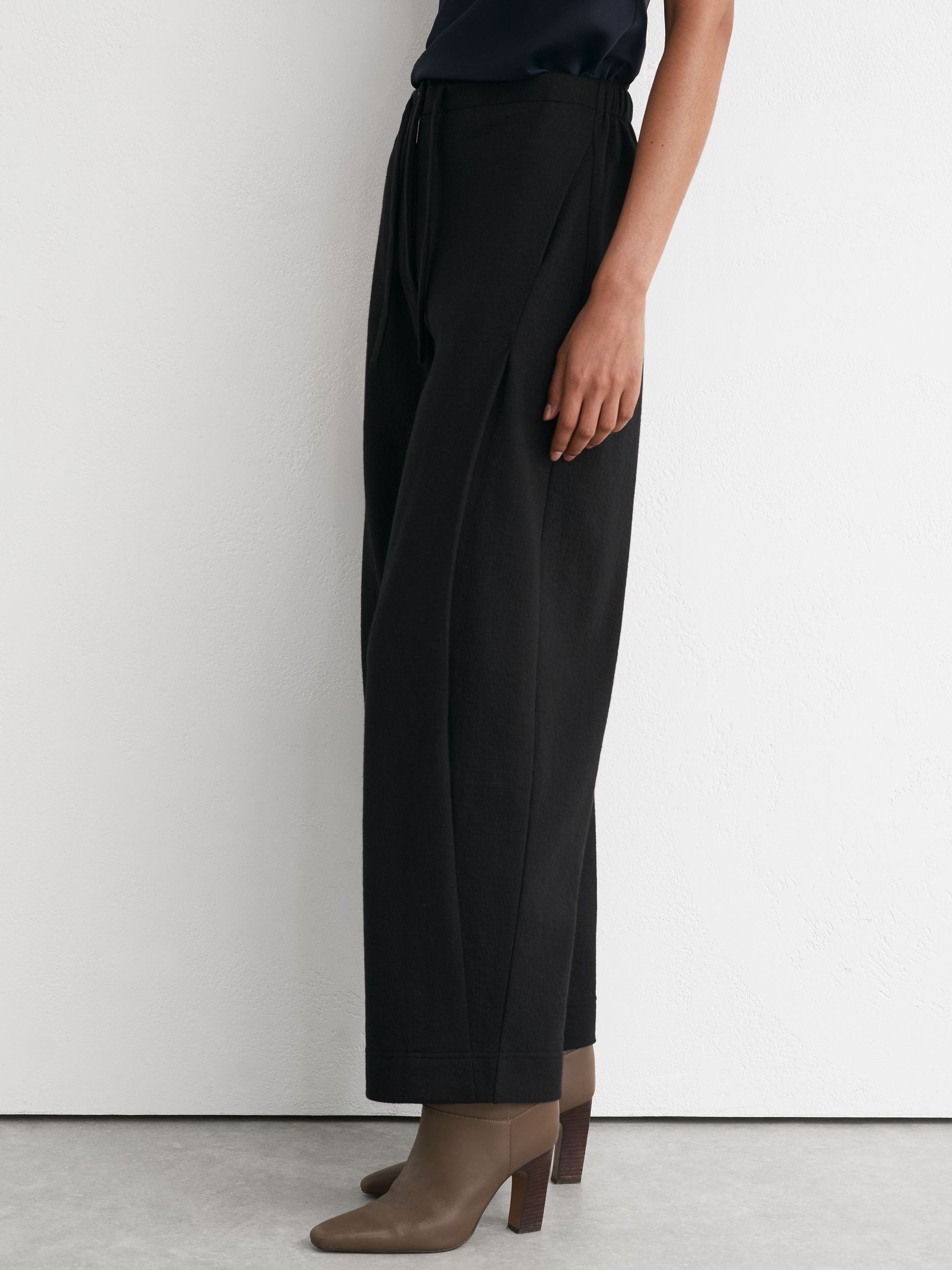 Joggers in Black - Image 4 of 7