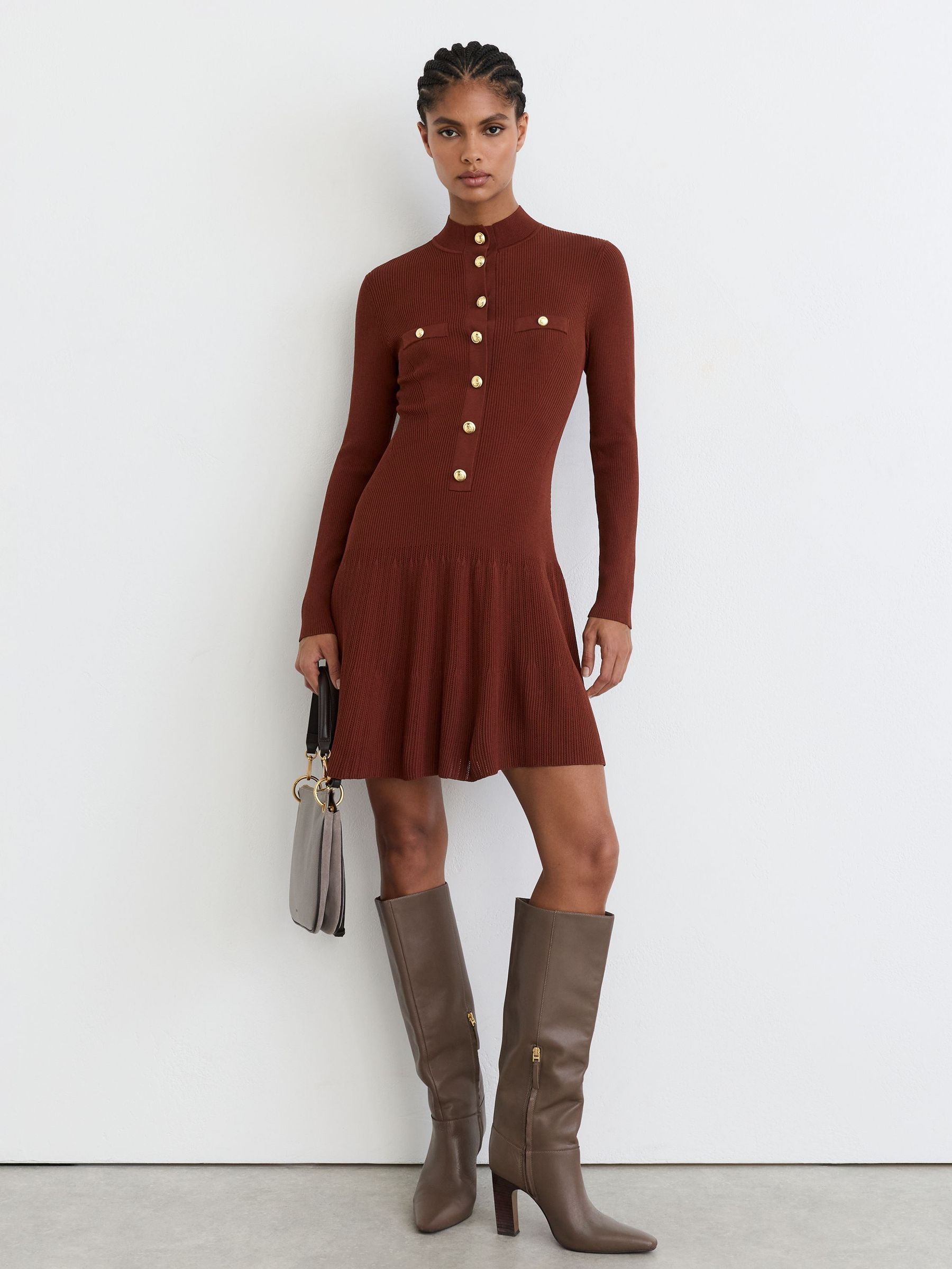 Rib-Knit Half-Button Mini Dress in Rust - Billede 3 af 9