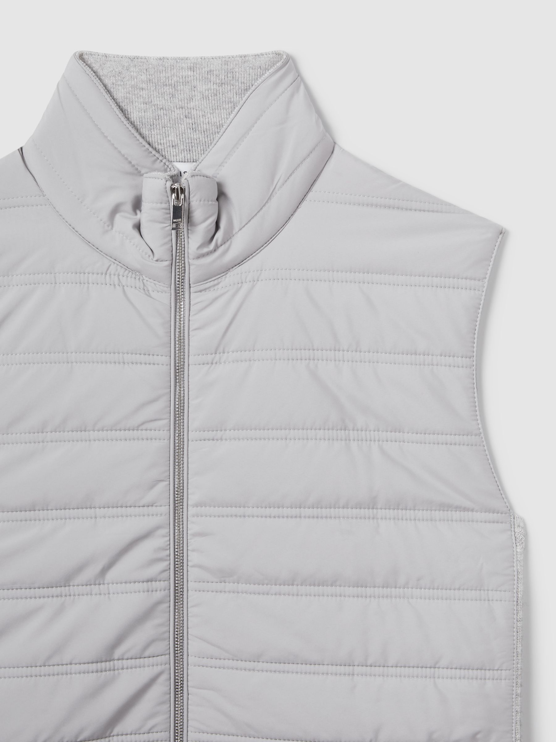 Hybrid Quilt and Knit Zip-Through Gilet in Soft Grey - Image 6 of 7