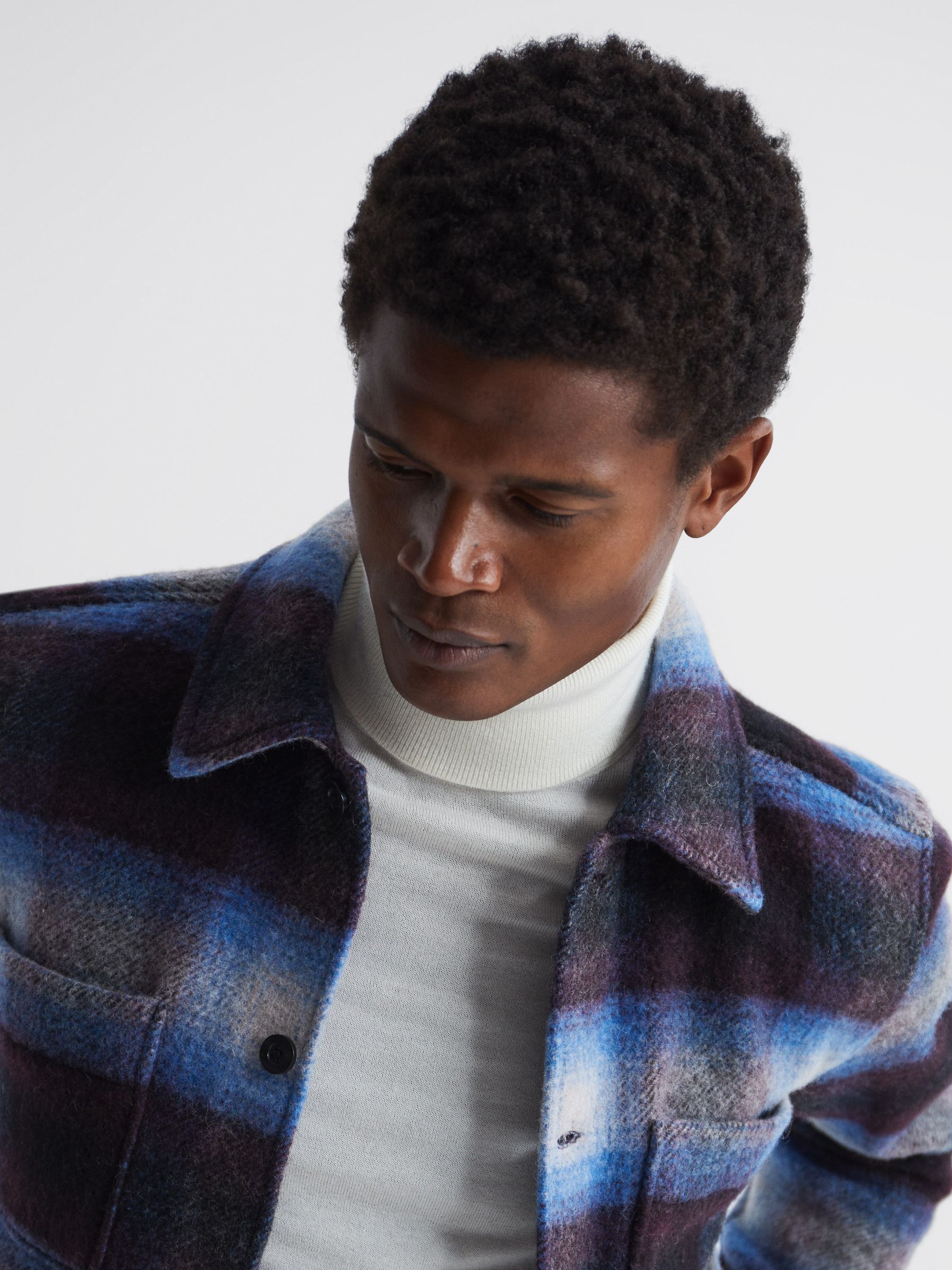 Checked Twin Pocket Overshirt in Multi - Image 4 of 7