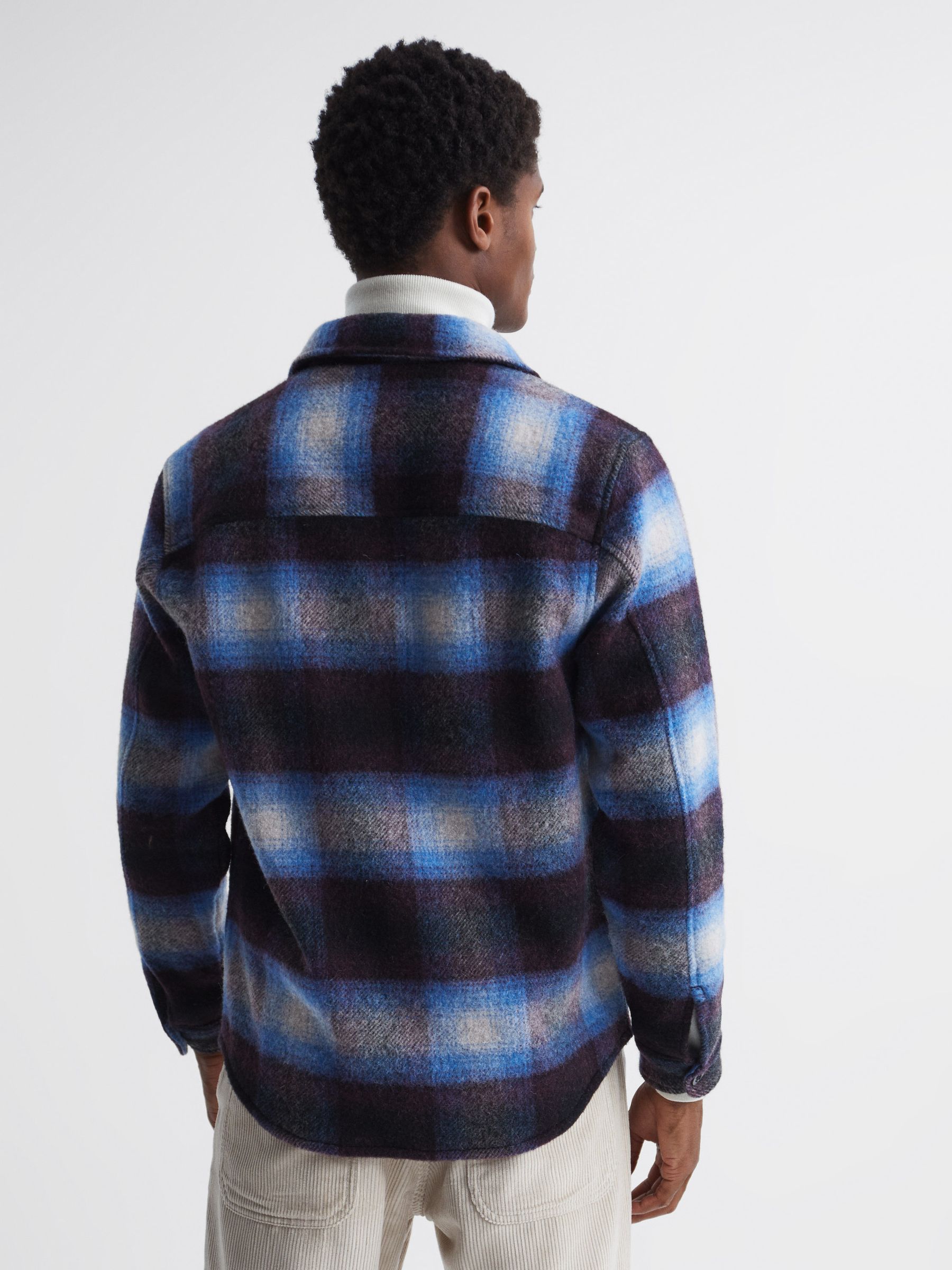 Checked Twin Pocket Overshirt in Multi - Image 5 of 7