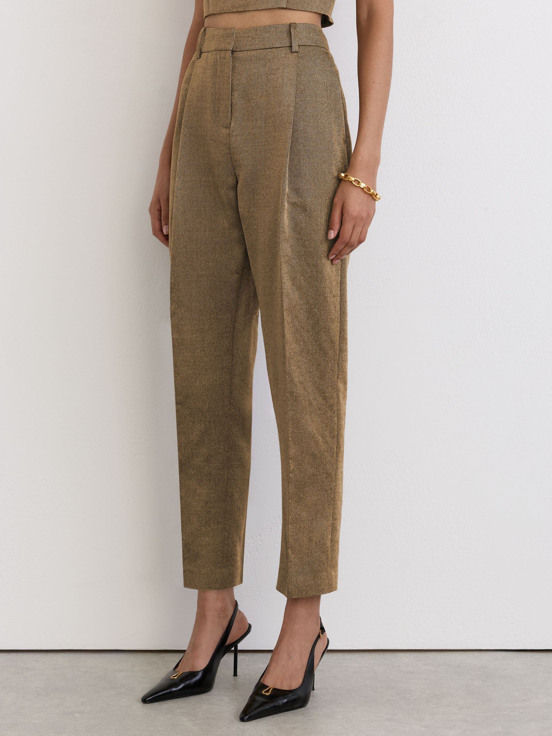 Wool-Blend Metallic Tapered Trousers in Gold - Billede 3 af 7