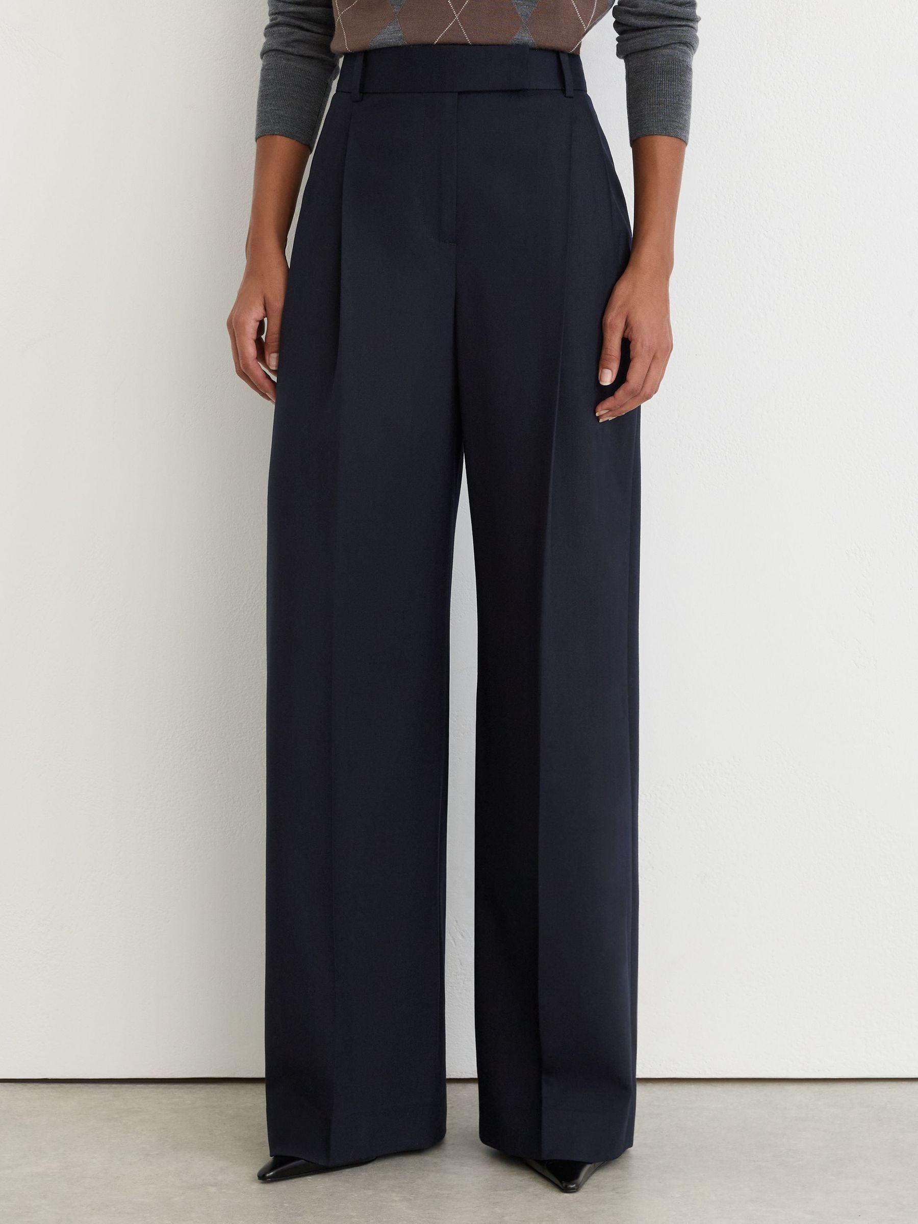 Wool-Blend Wide-Leg Pleated Trousers in Navy - Image 3 of 7