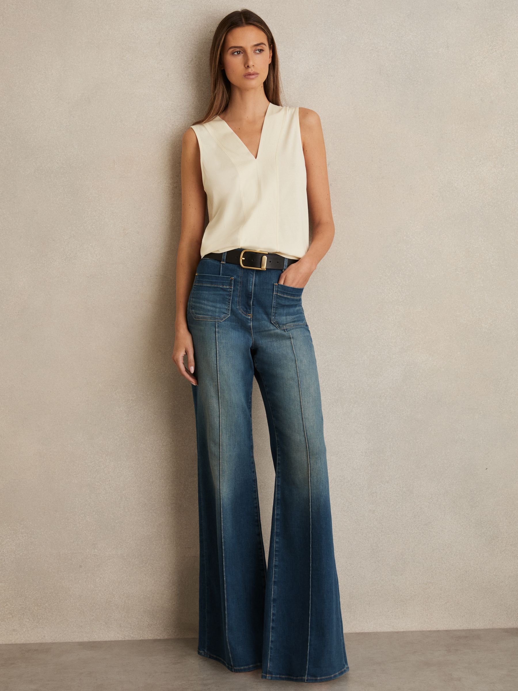 V-Neck Shell Top in Ivory - Image 3 of 6