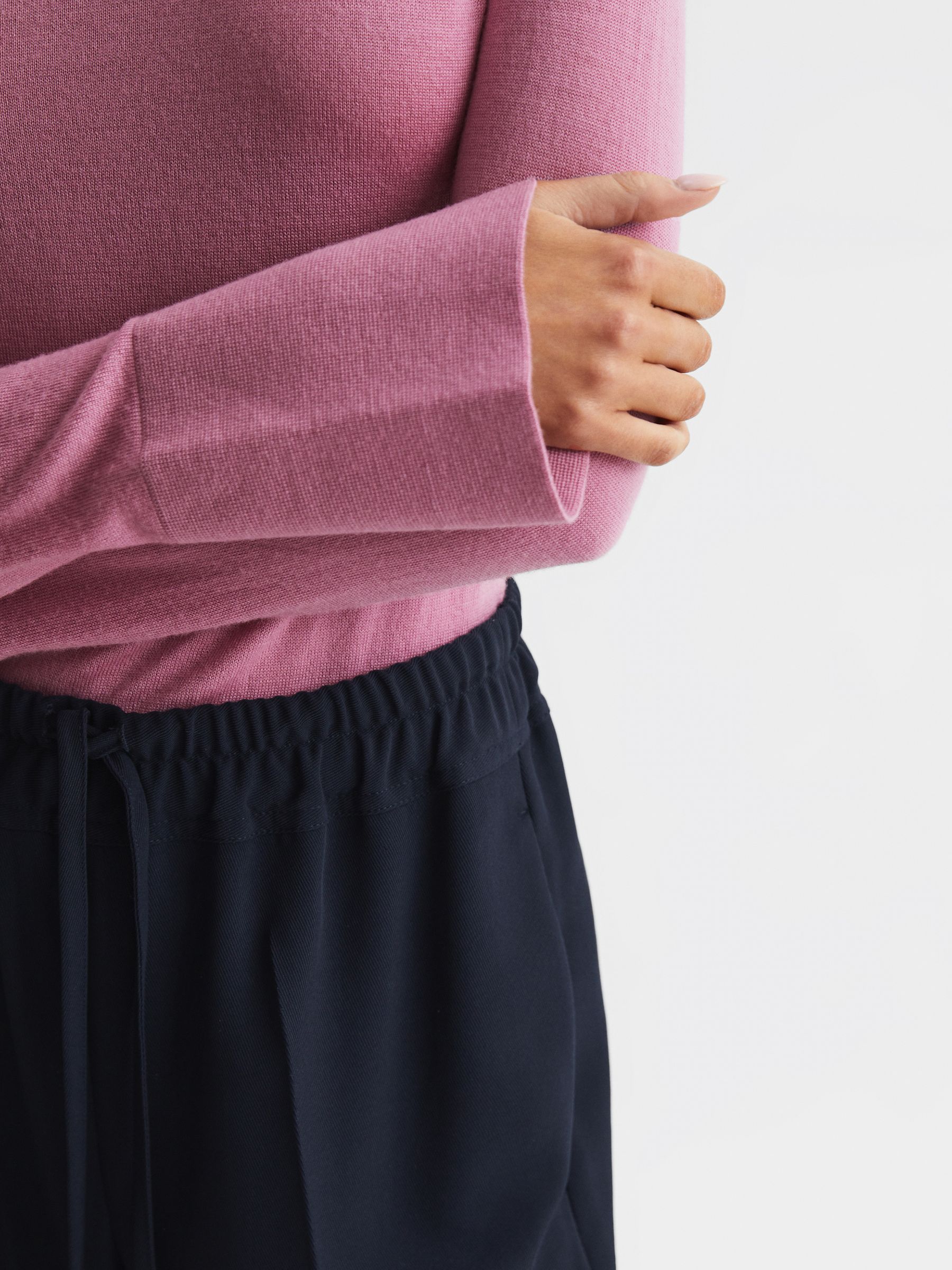 Merino Wool Split Sleeve Jumper in Pink - Image 4 of 5