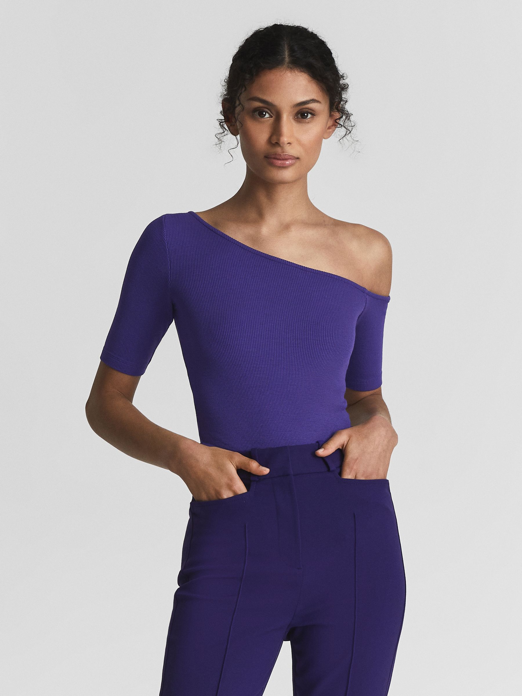 Off Shoulder Asymmetric Top in Purple - Image 4 of 6