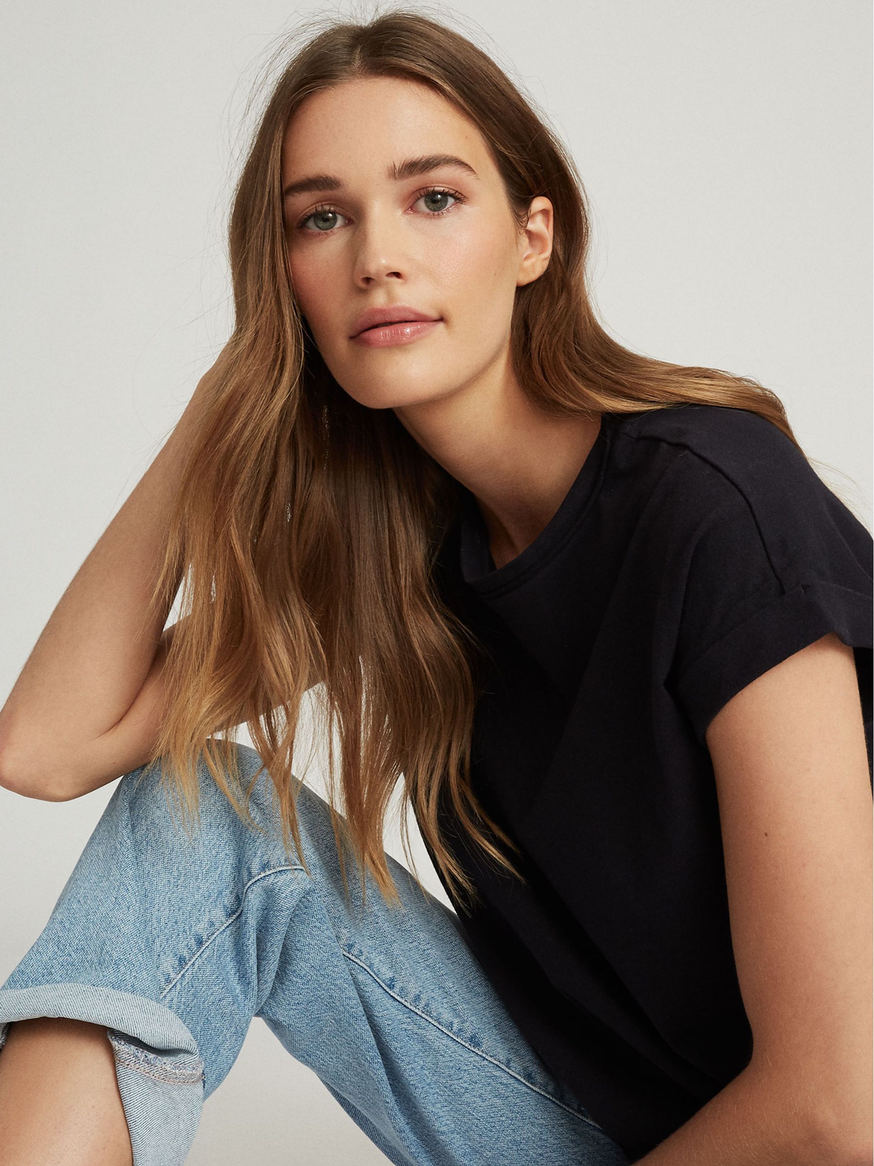 Cotton Jersey T-Shirt in Navy - Image 4 of 5