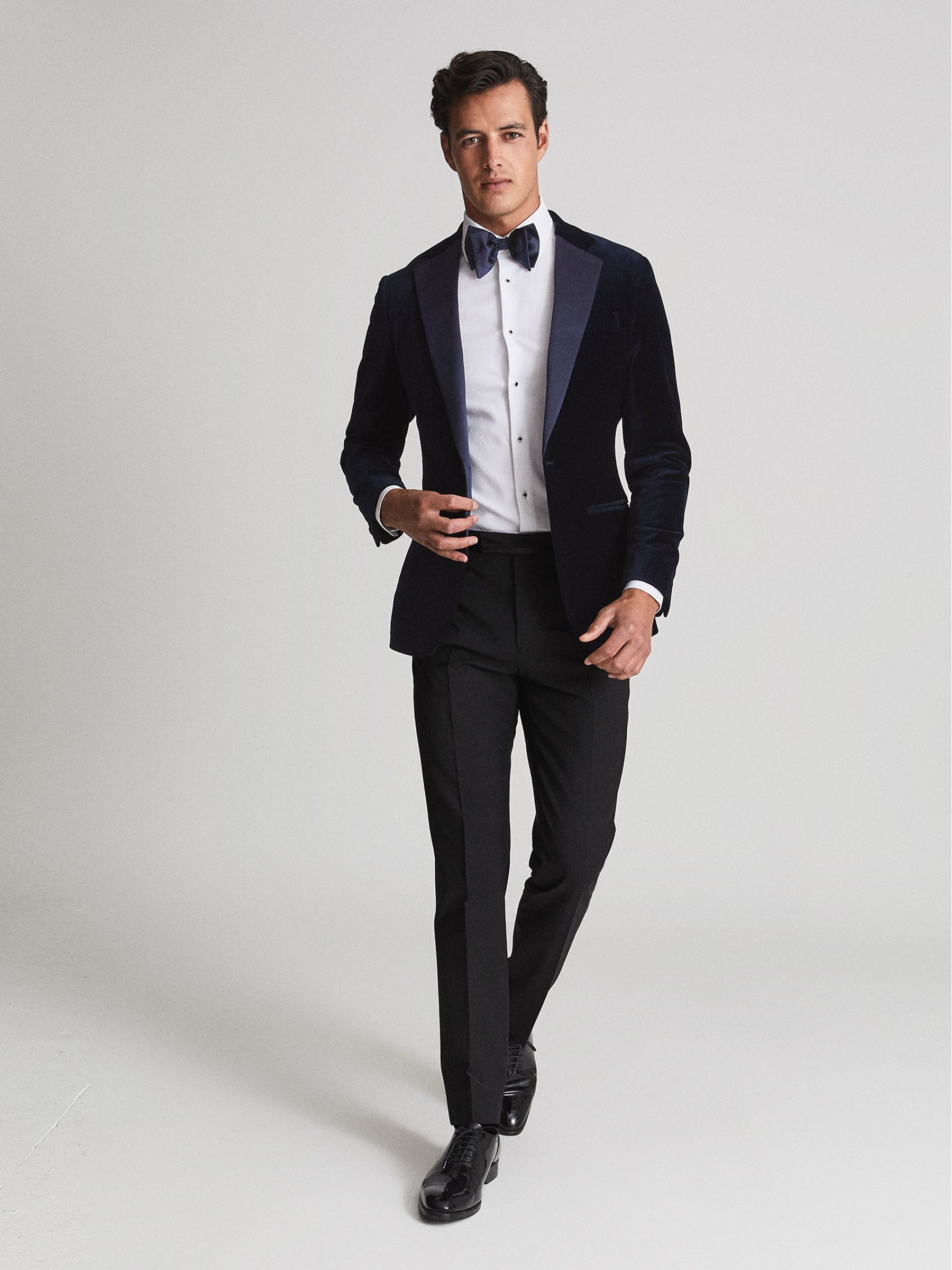 Single Breasted Velvet Blazer in Navy Blue - Image 4 of 5