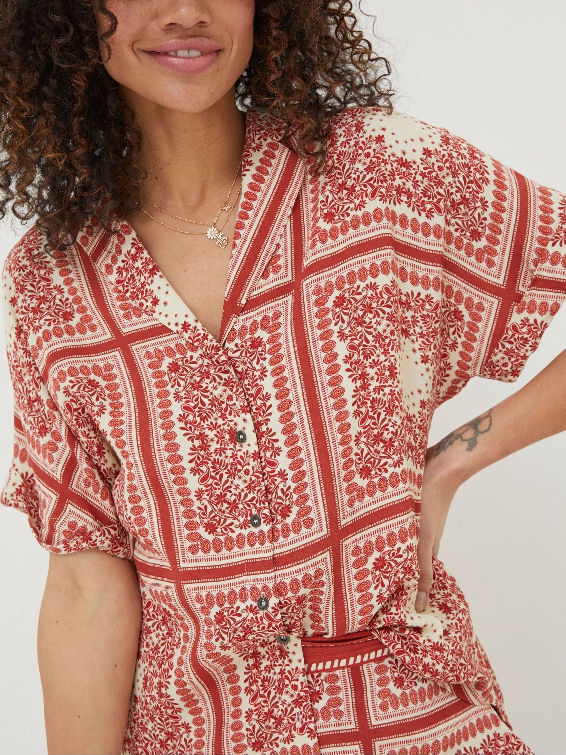 Natural Aniyah Bandana Shirt - Image 4 of 5