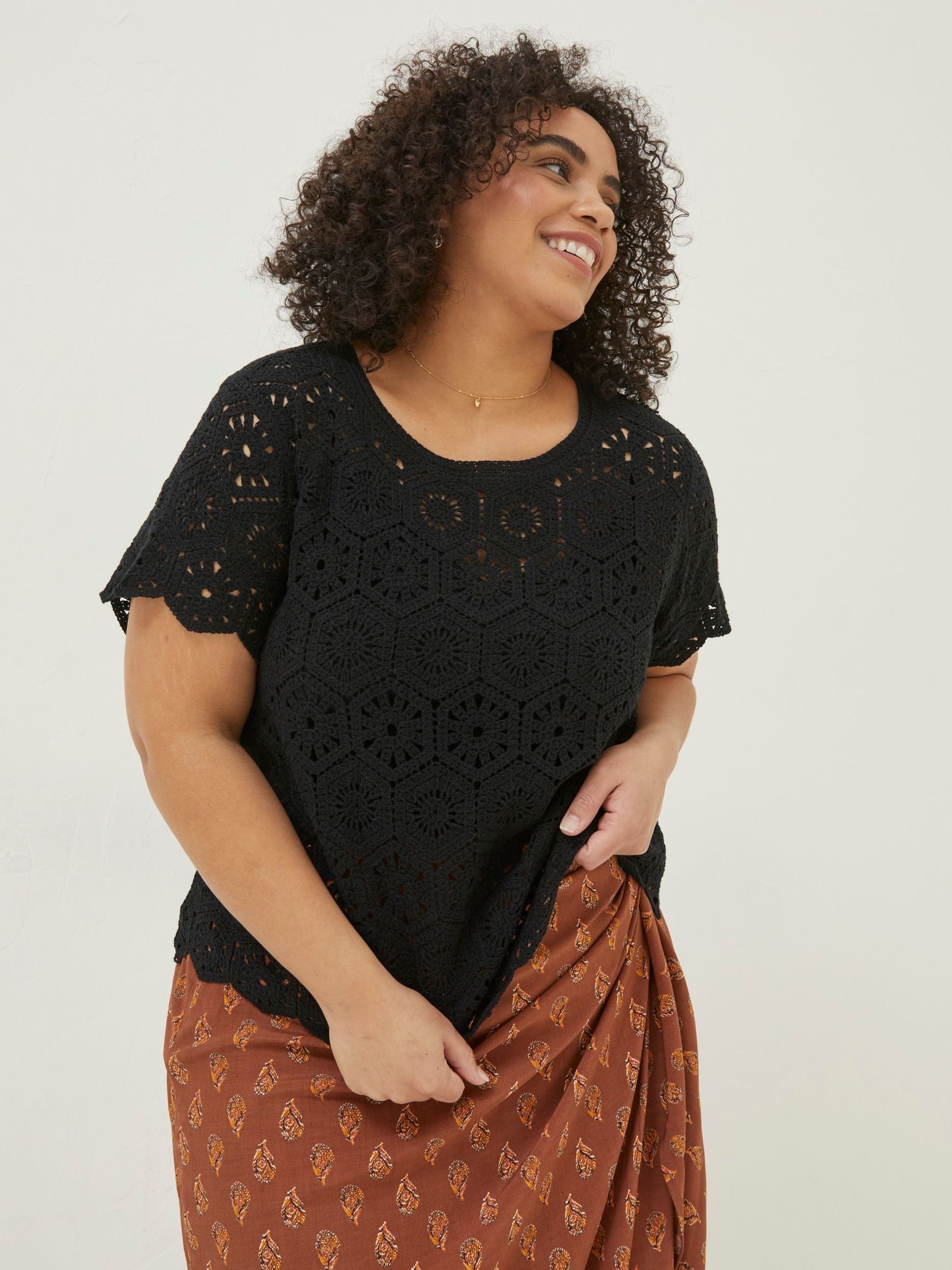 Black Crochet Carrie Top - Image 4 of 5
