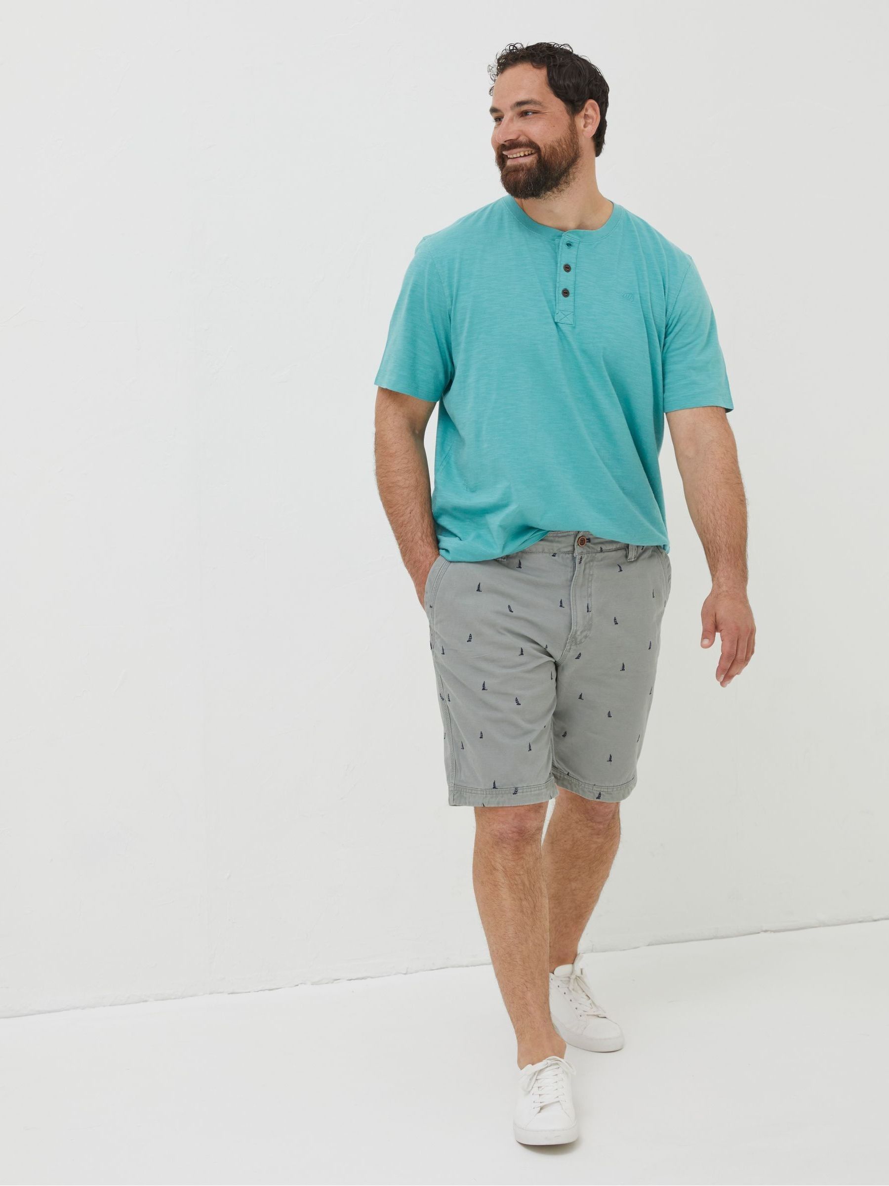 Green Cove Boat Embroidered Shorts - Image 3 of 4