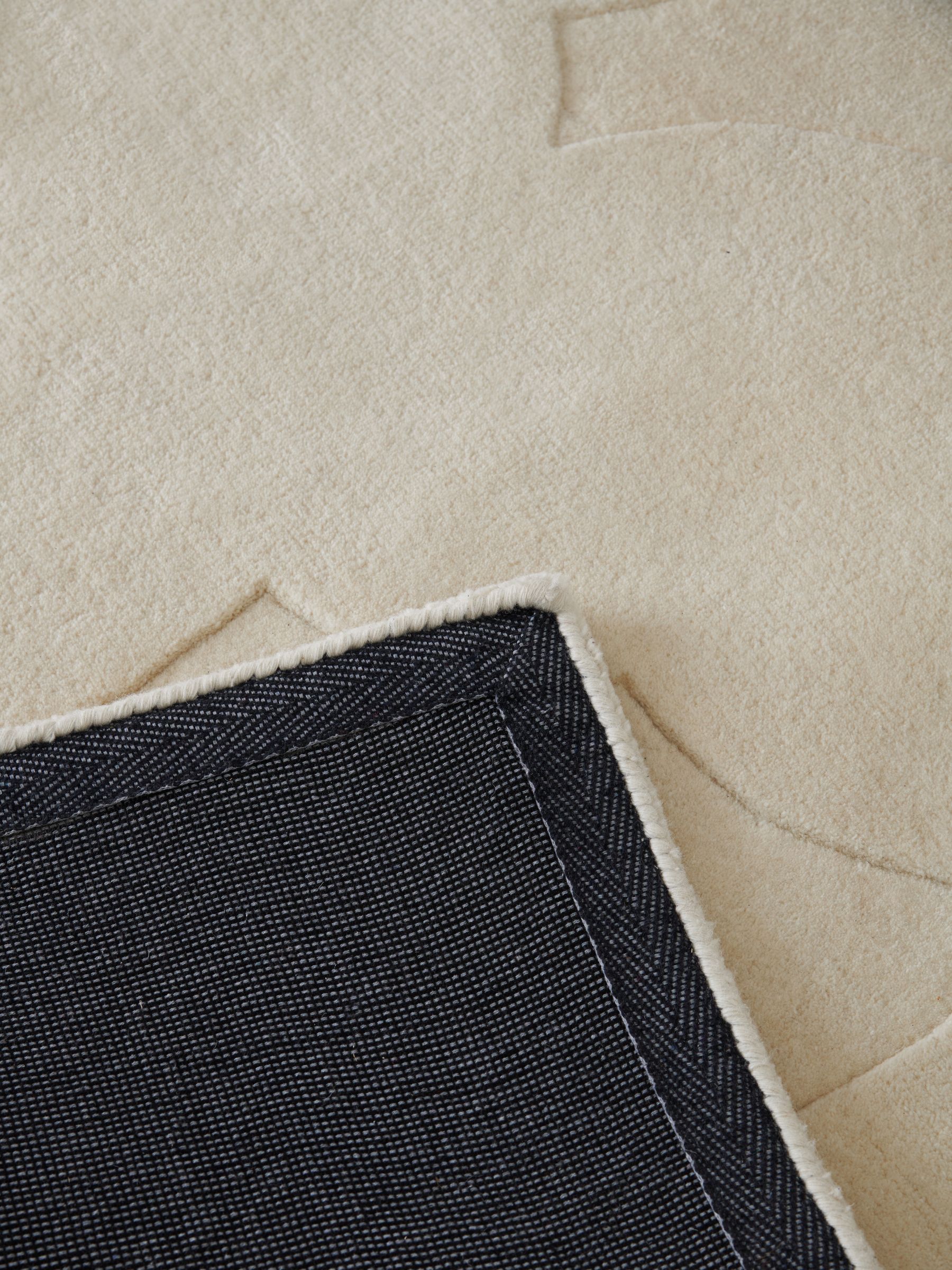 Jasper Conran London White Floral Leaf Wool Rug - Image 3 of 4
