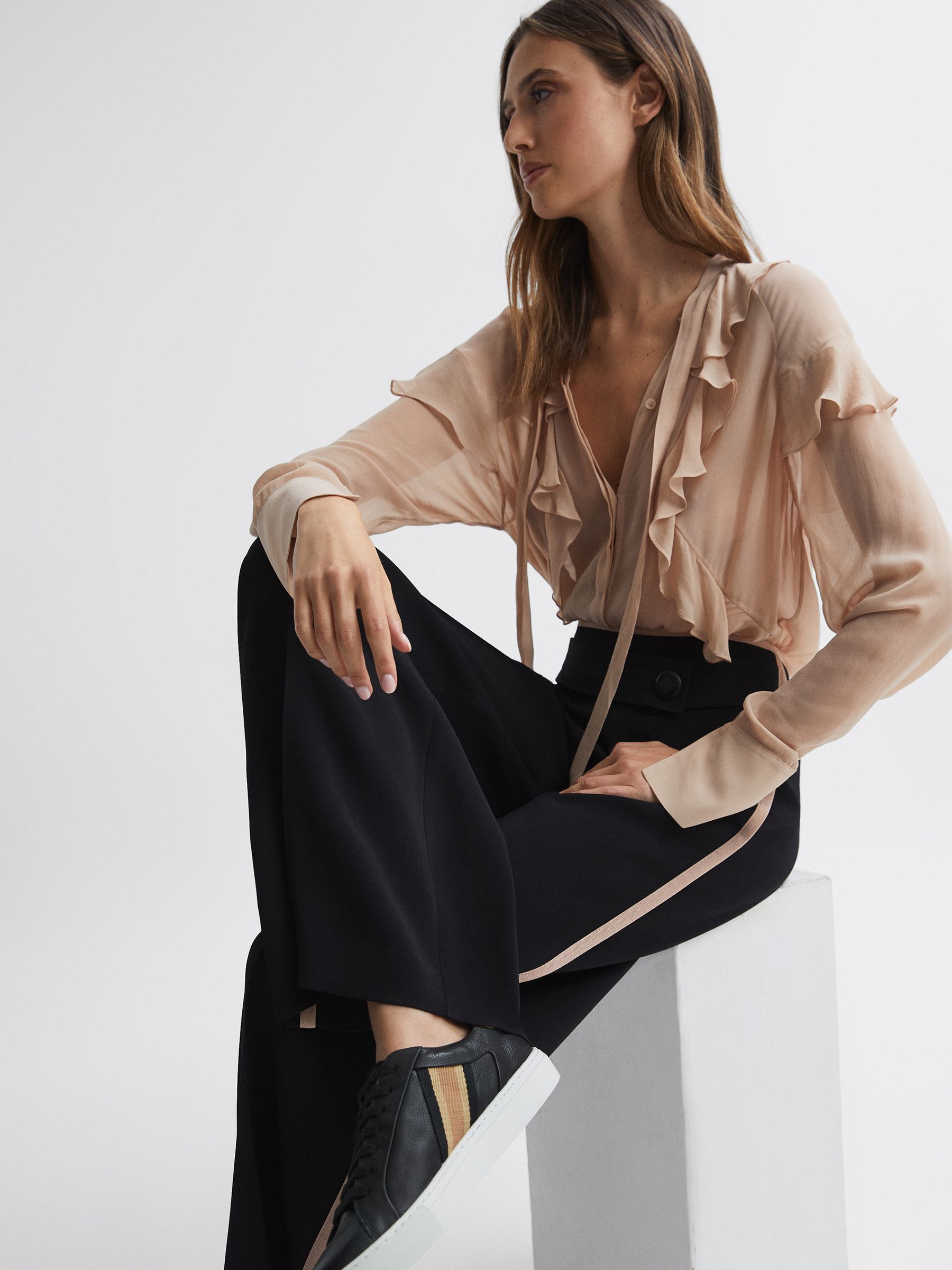 Leather Side Stripe Trainers in Black - Image 2 of 10