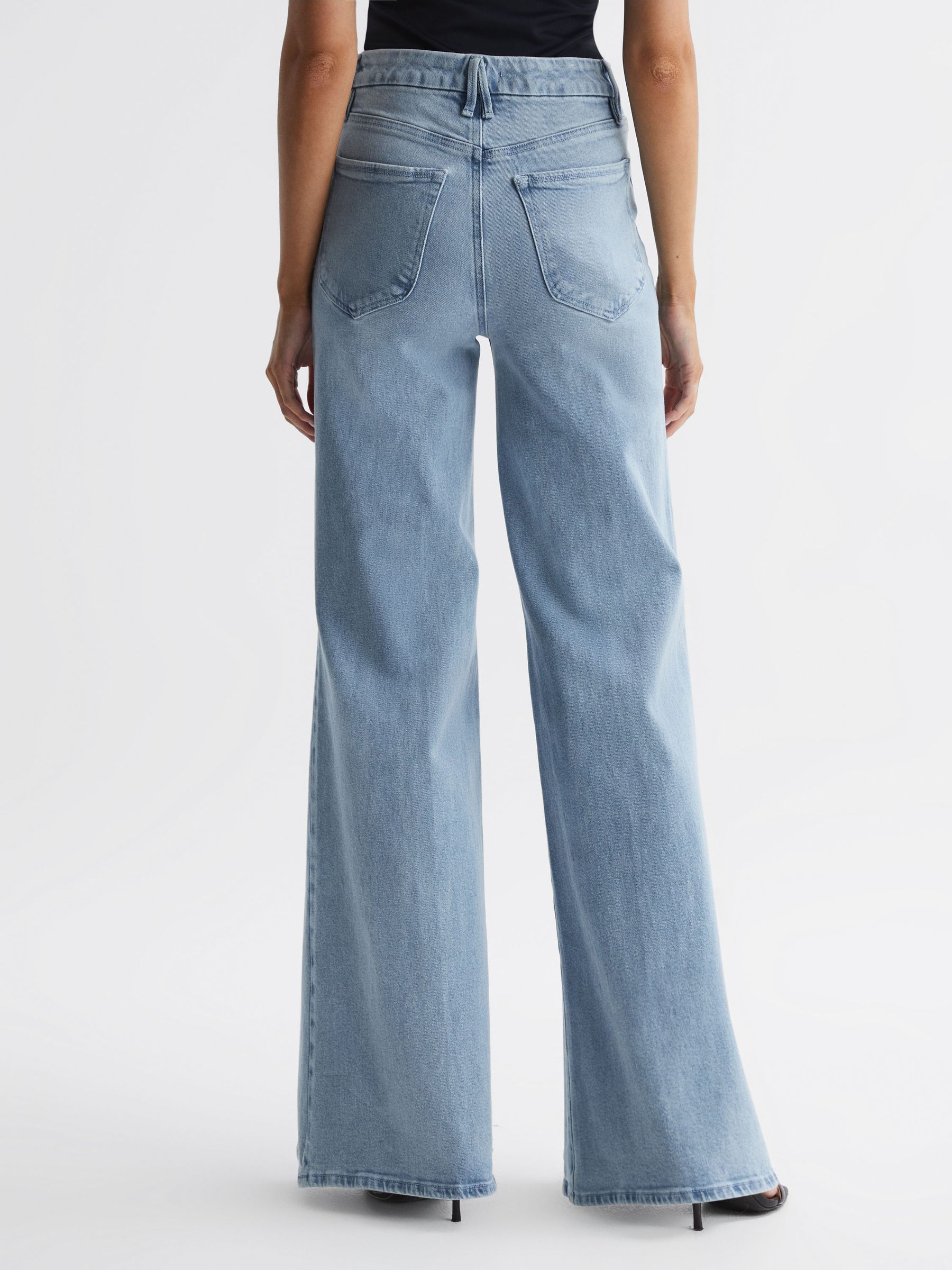 Good American High Rise Flared Jeans in Blue - Image 4 of 4