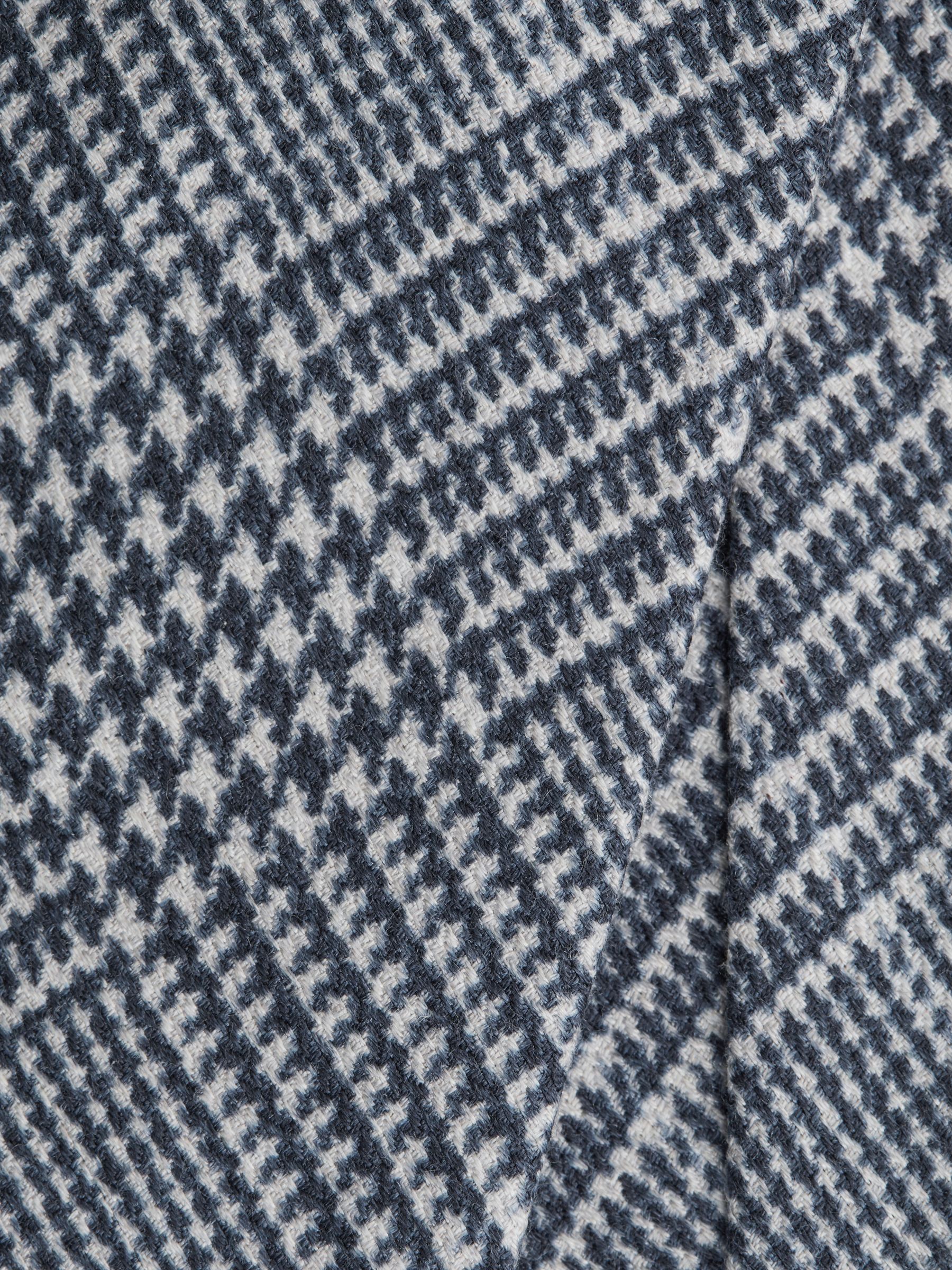 Silk Prince of Wales Check Tie in Airforce Blue - Image 5 de 5