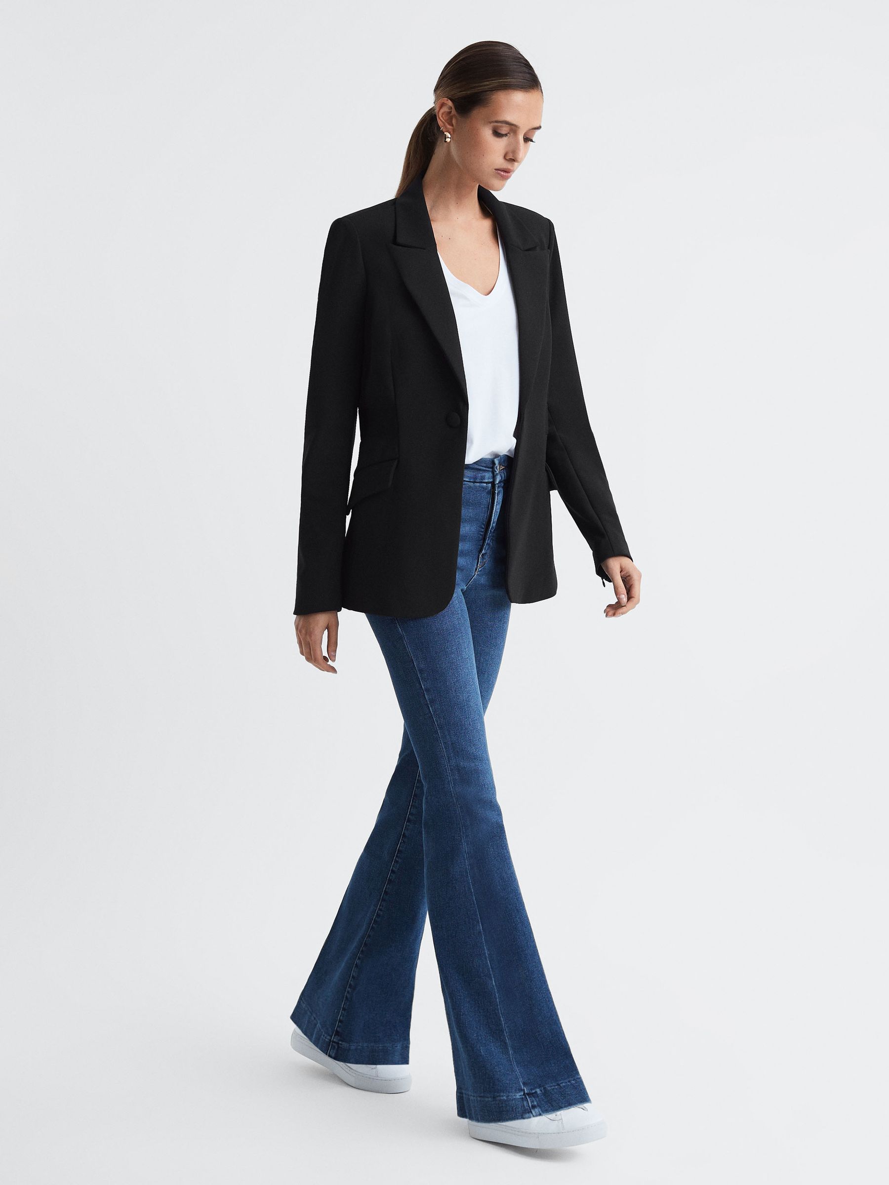 Good American Scuba Single Breasted Blazer in Black - Image 3 of 5