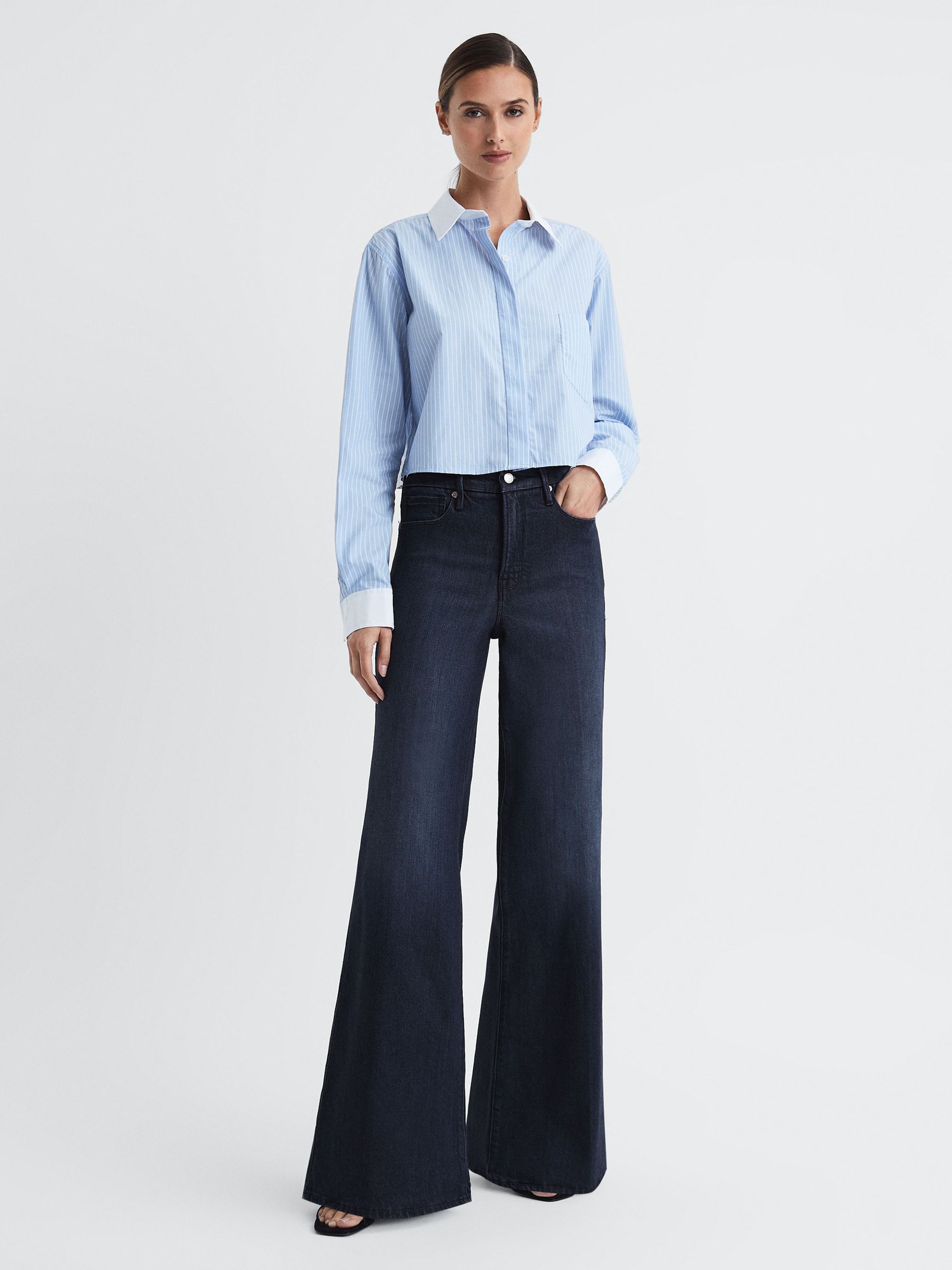 Good American Soft Tech Palazzo Jeans in Indigo - Image 3 of 6