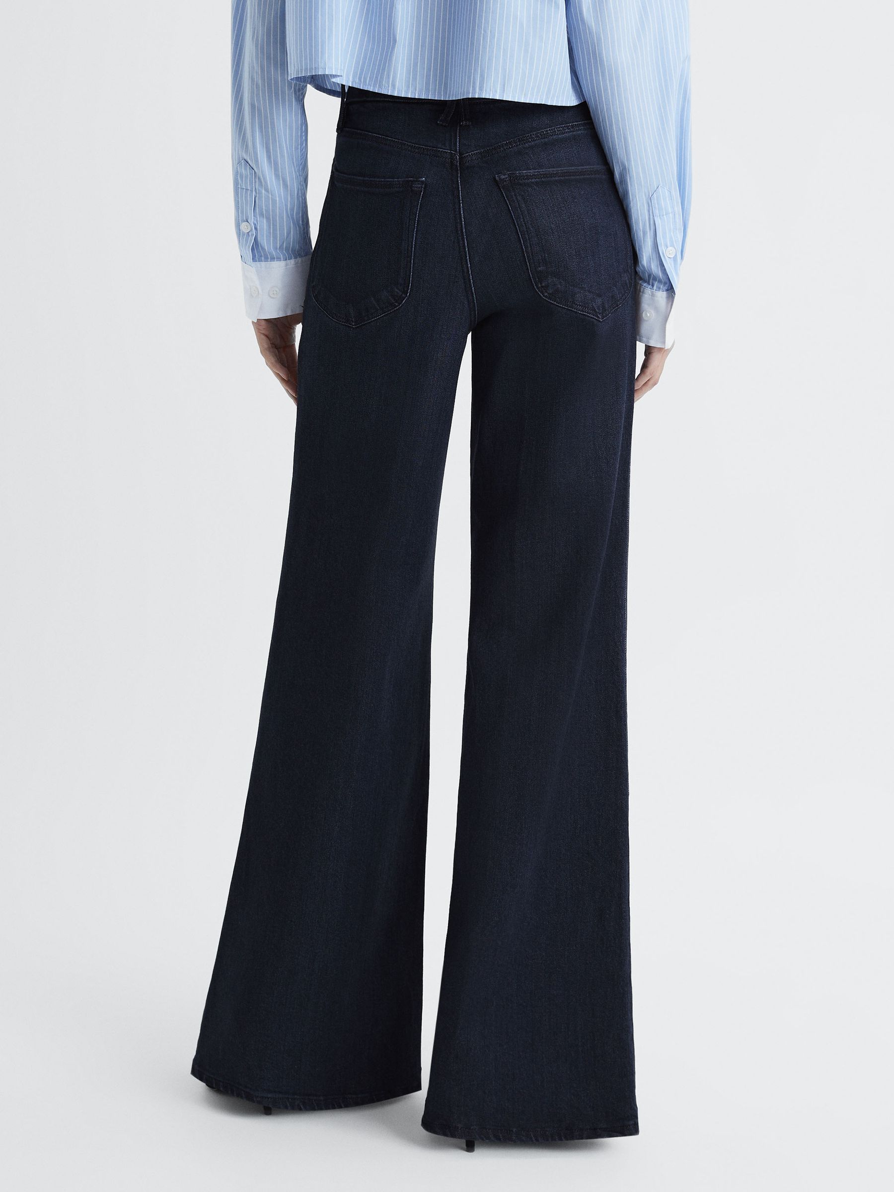 Good American Soft Tech Palazzo Jeans in Indigo - Image 5 of 6
