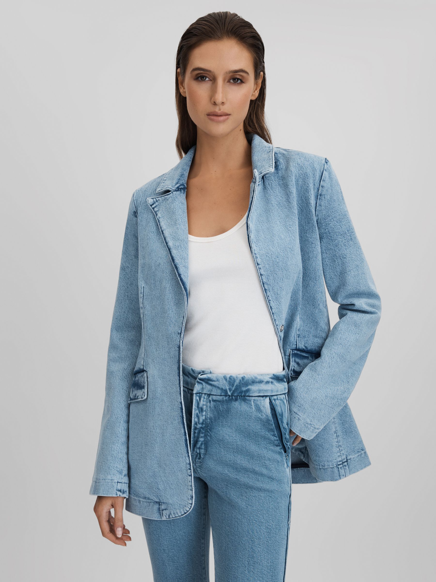 Good American Denim Single Breasted Blazer in Indigo - Image 4 of 6