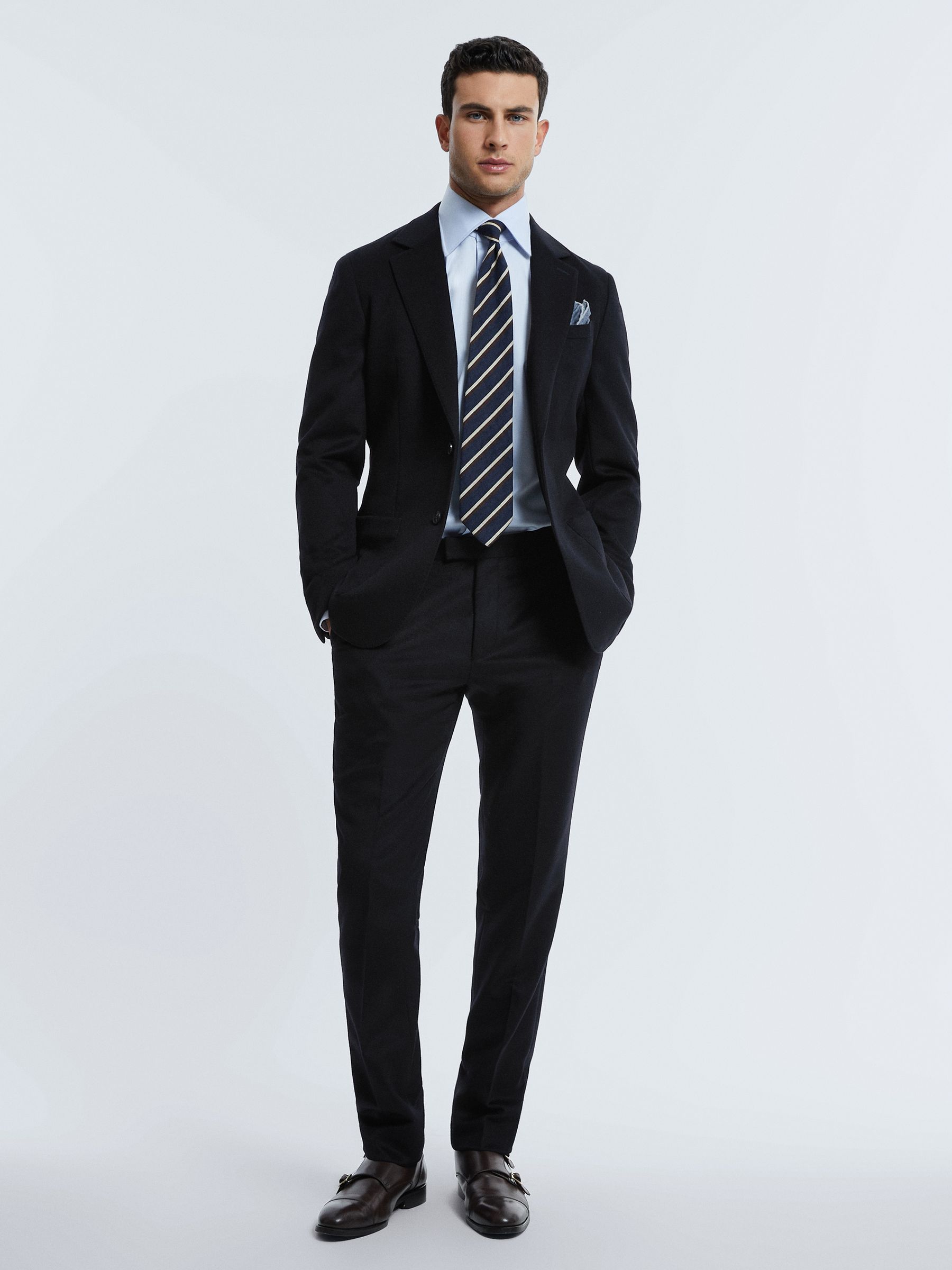 Atelier Italian Cashmere Modern Fit Single Breasted Blazer in Navy - Image 3 of 7