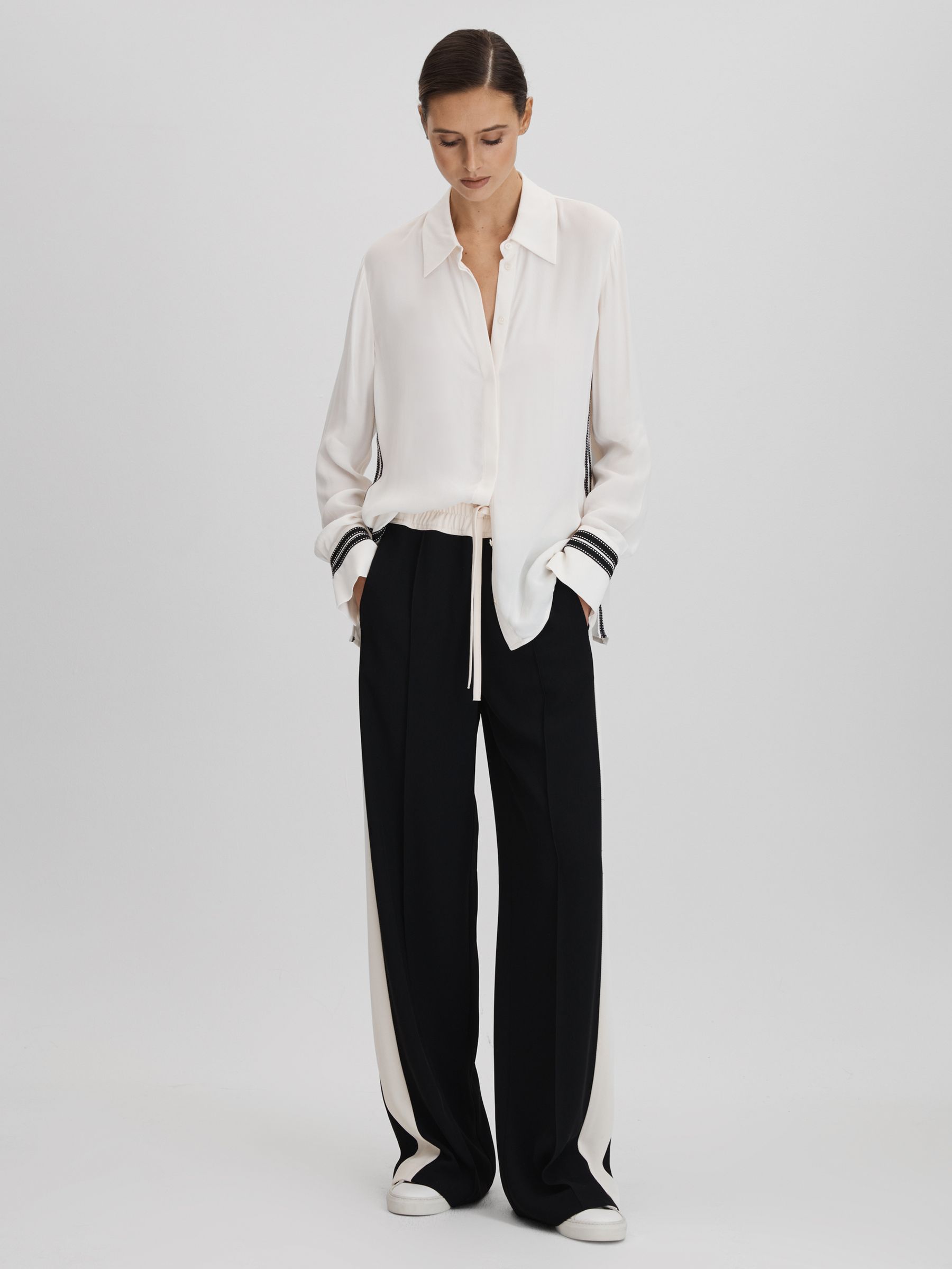 Contrast Trim Button-Through Shirt in Cream - Image 6 of 6