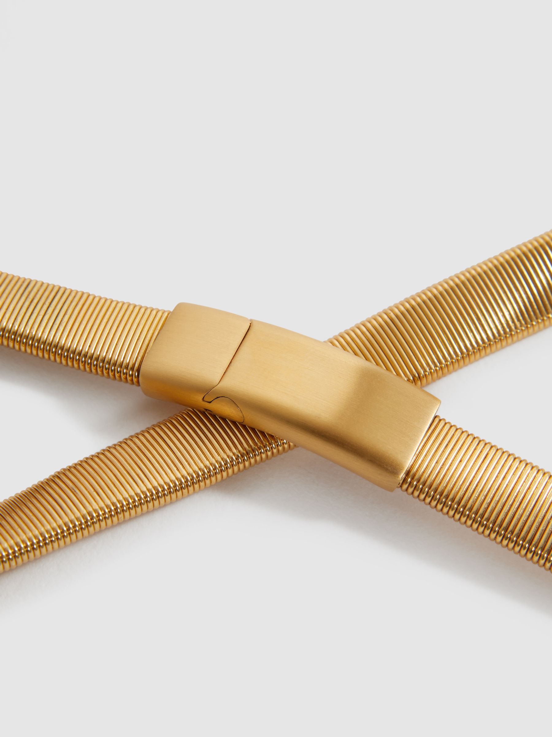 Elasticated Chain Belt in Gold - Image 4 of 4